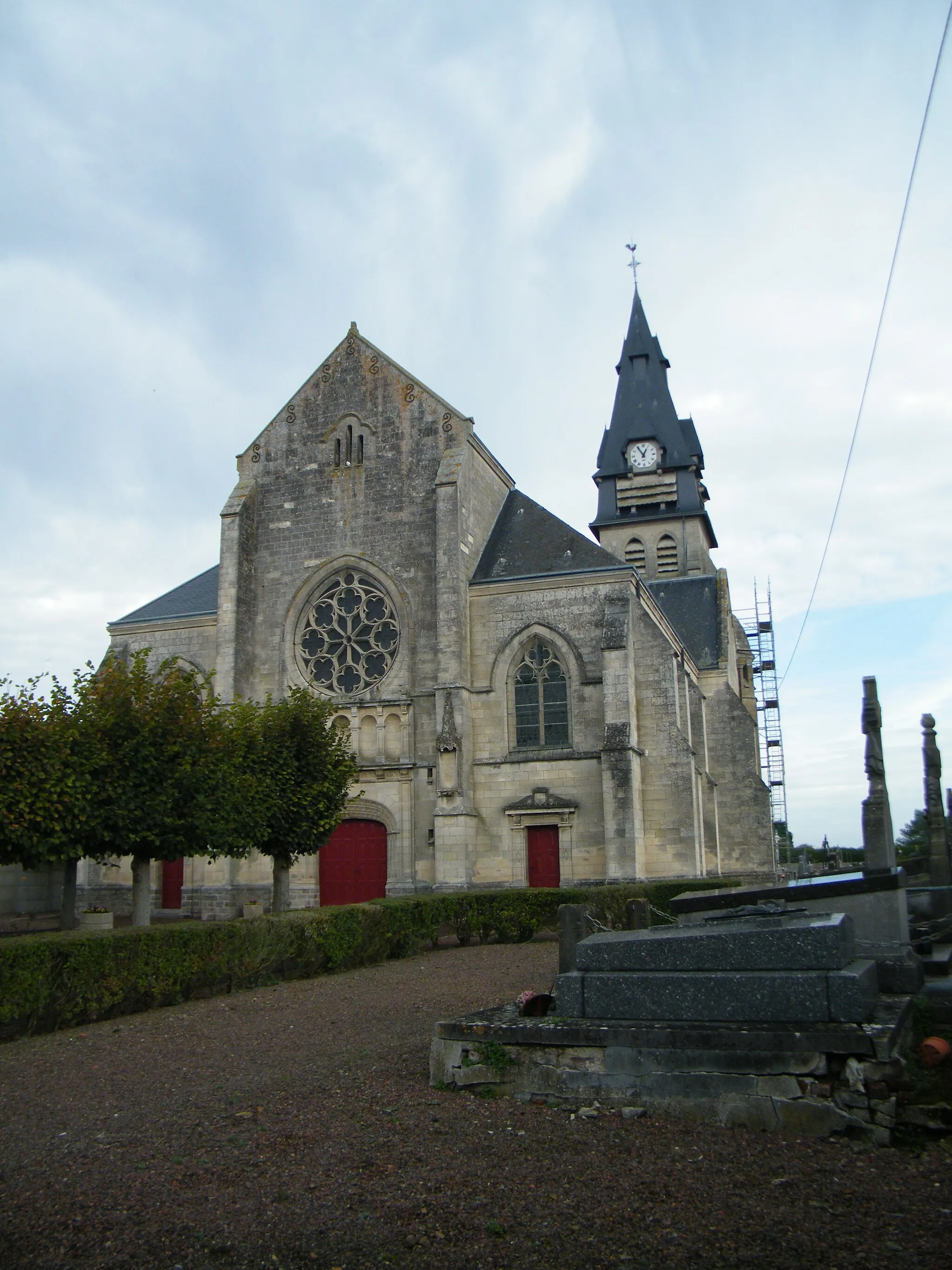 Photo showing: église Saint-Médard d'Ercheu, Somme, France.