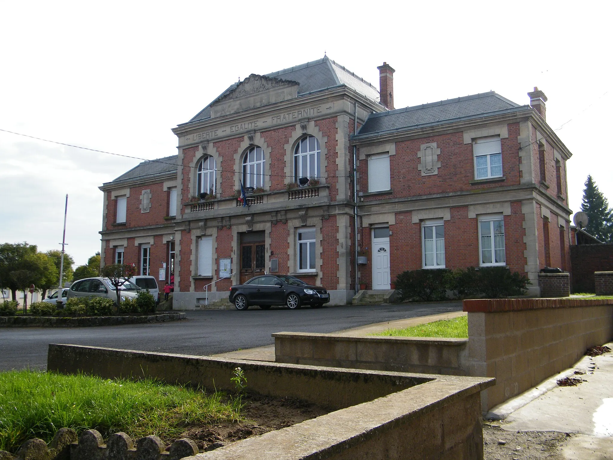 Photo showing: Mairie.