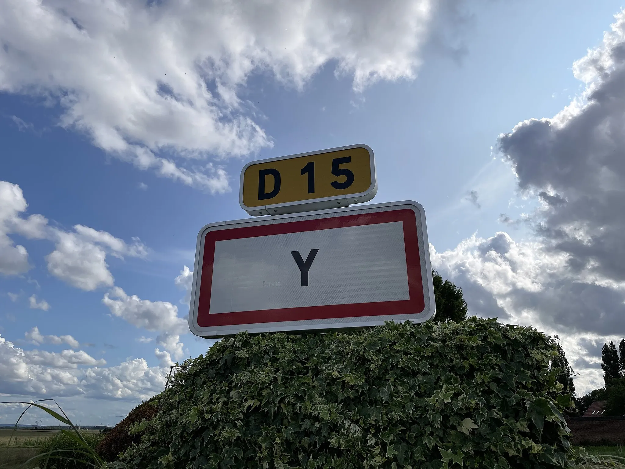 Photo showing: Town sign for Y
