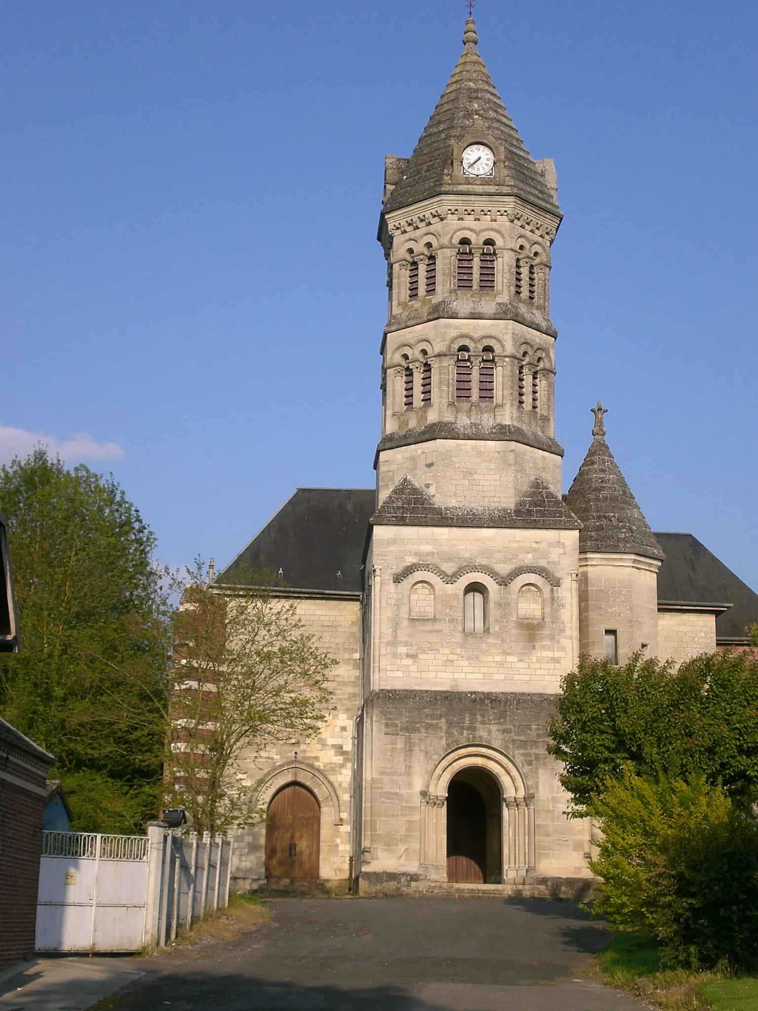 Photo showing: 1 Eglise Saint-Pierre à Monchy-Lagache