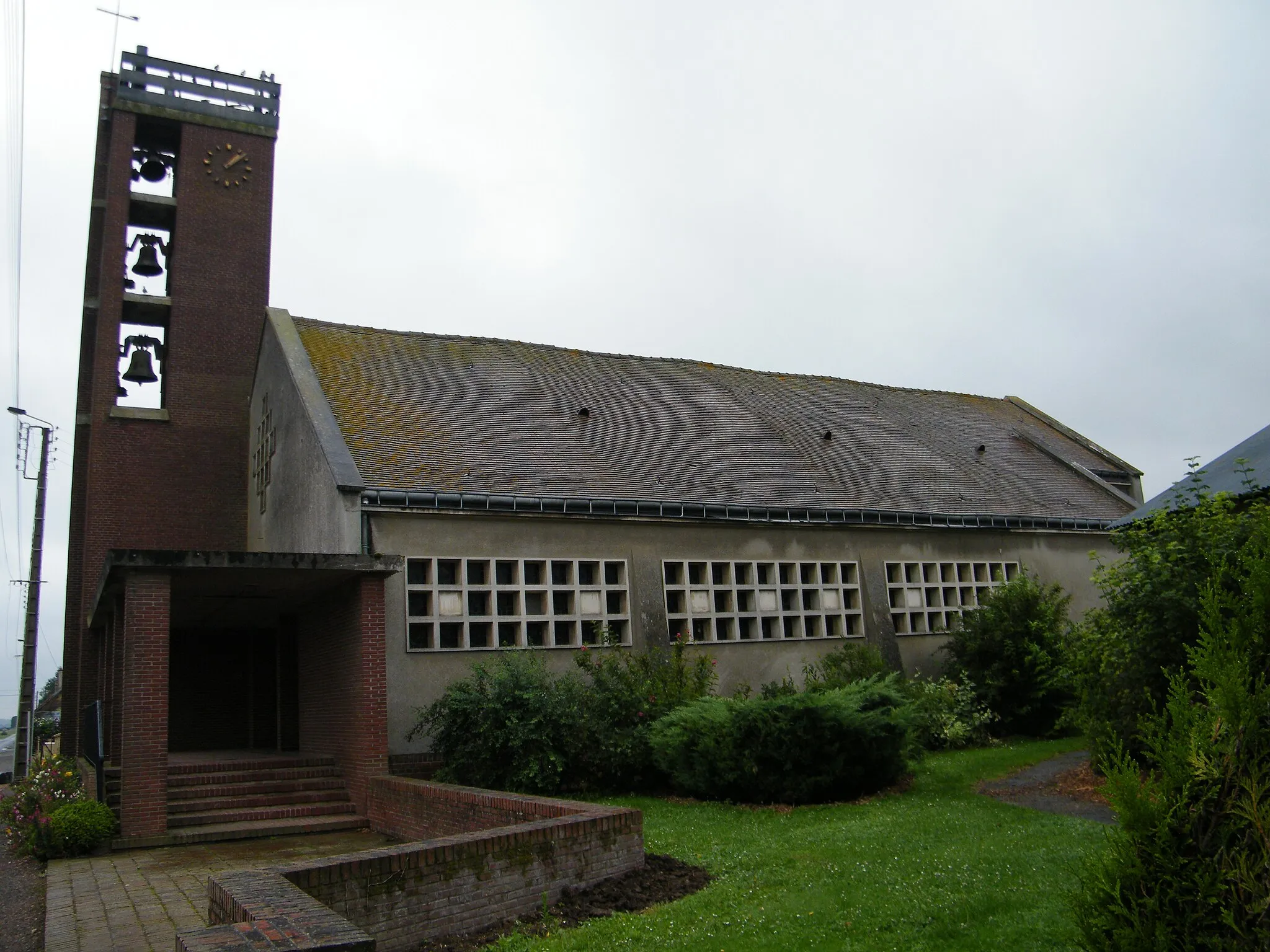 Photo showing: Église Saint-Quentin.