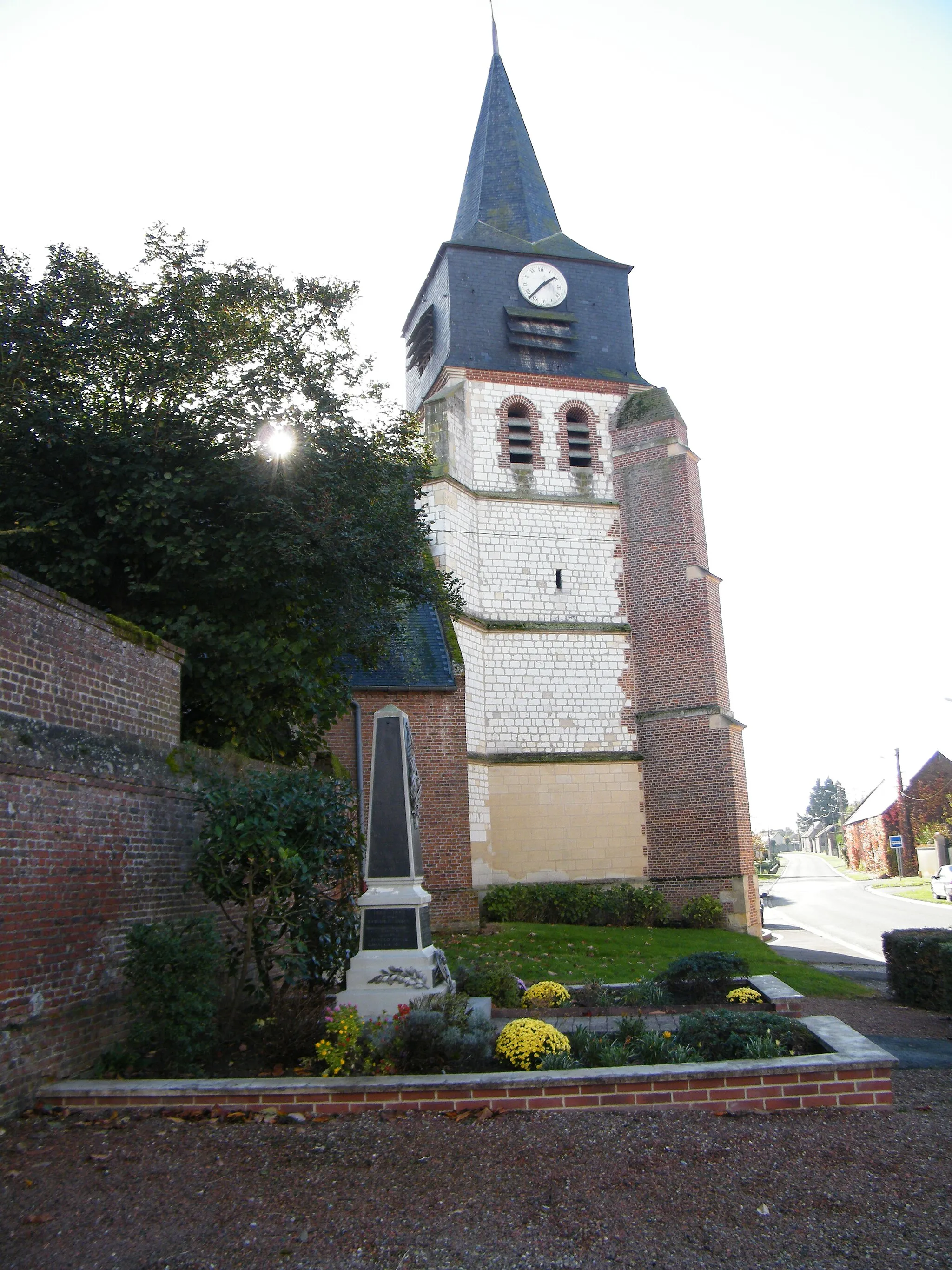 Photo showing: L'église.