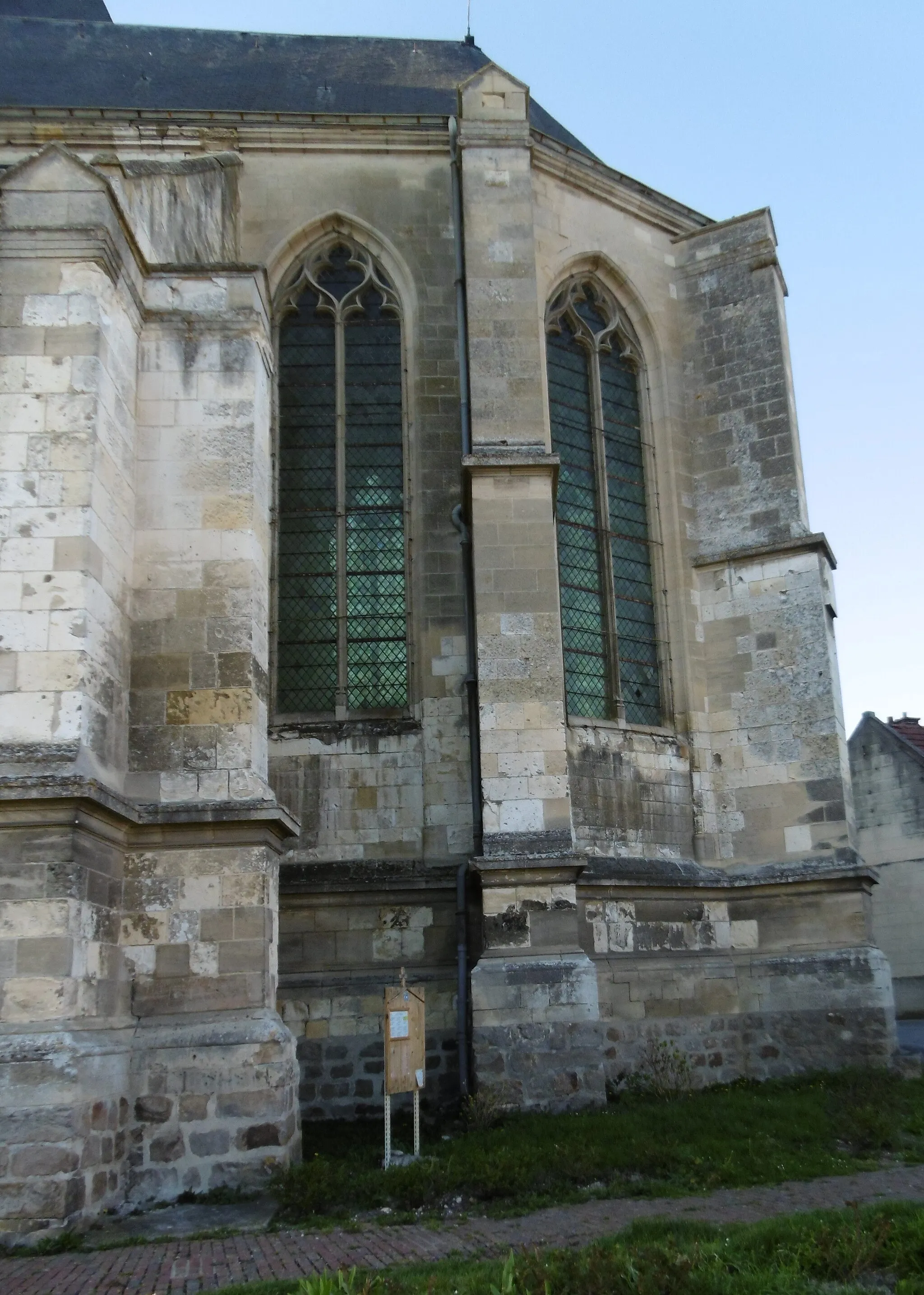 Photo showing: Davenescourt (Somme), église Saint-Martin, chevet.