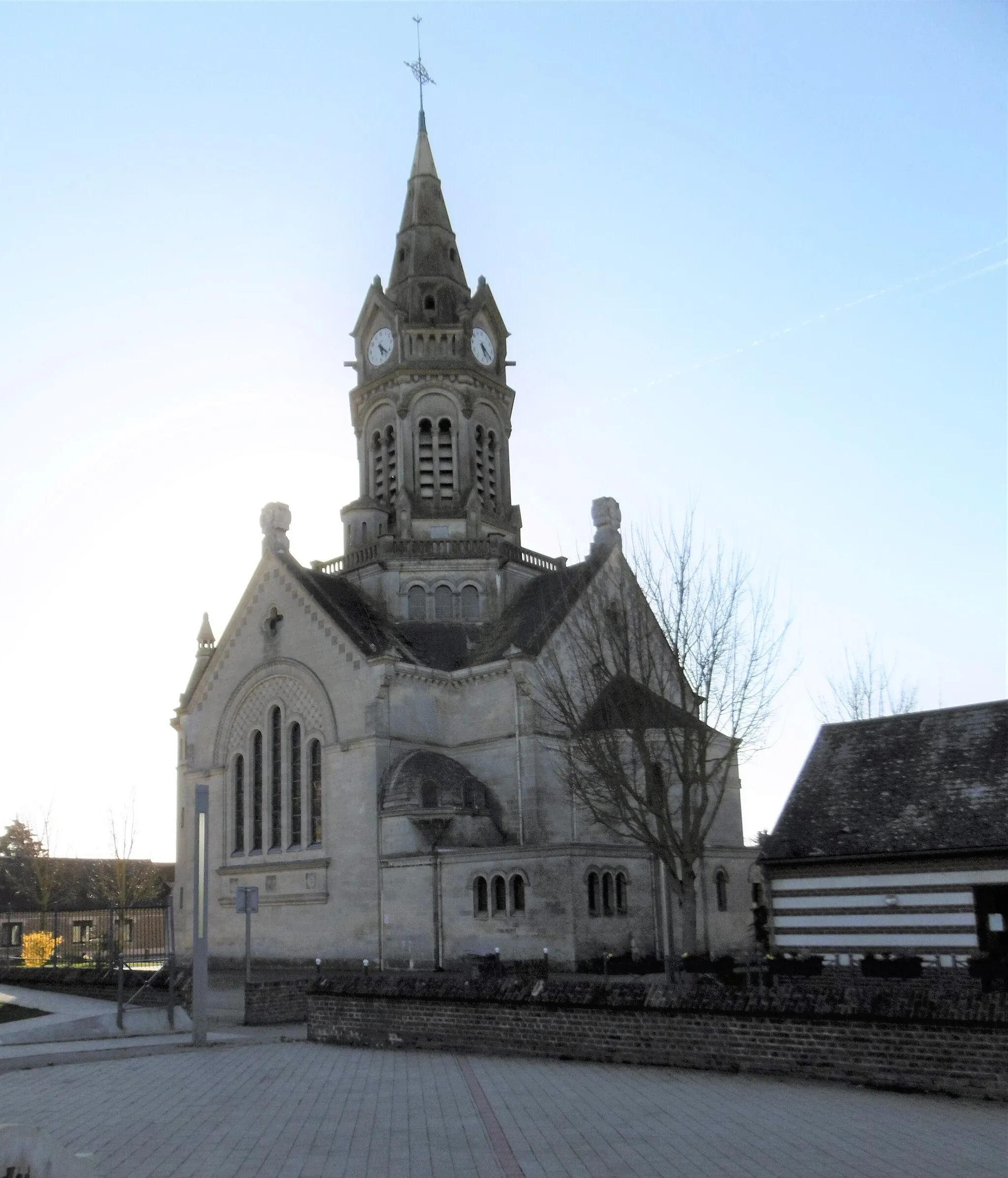 Photo showing: Église Saint-Martin d'Hangest-en-Santerre 11