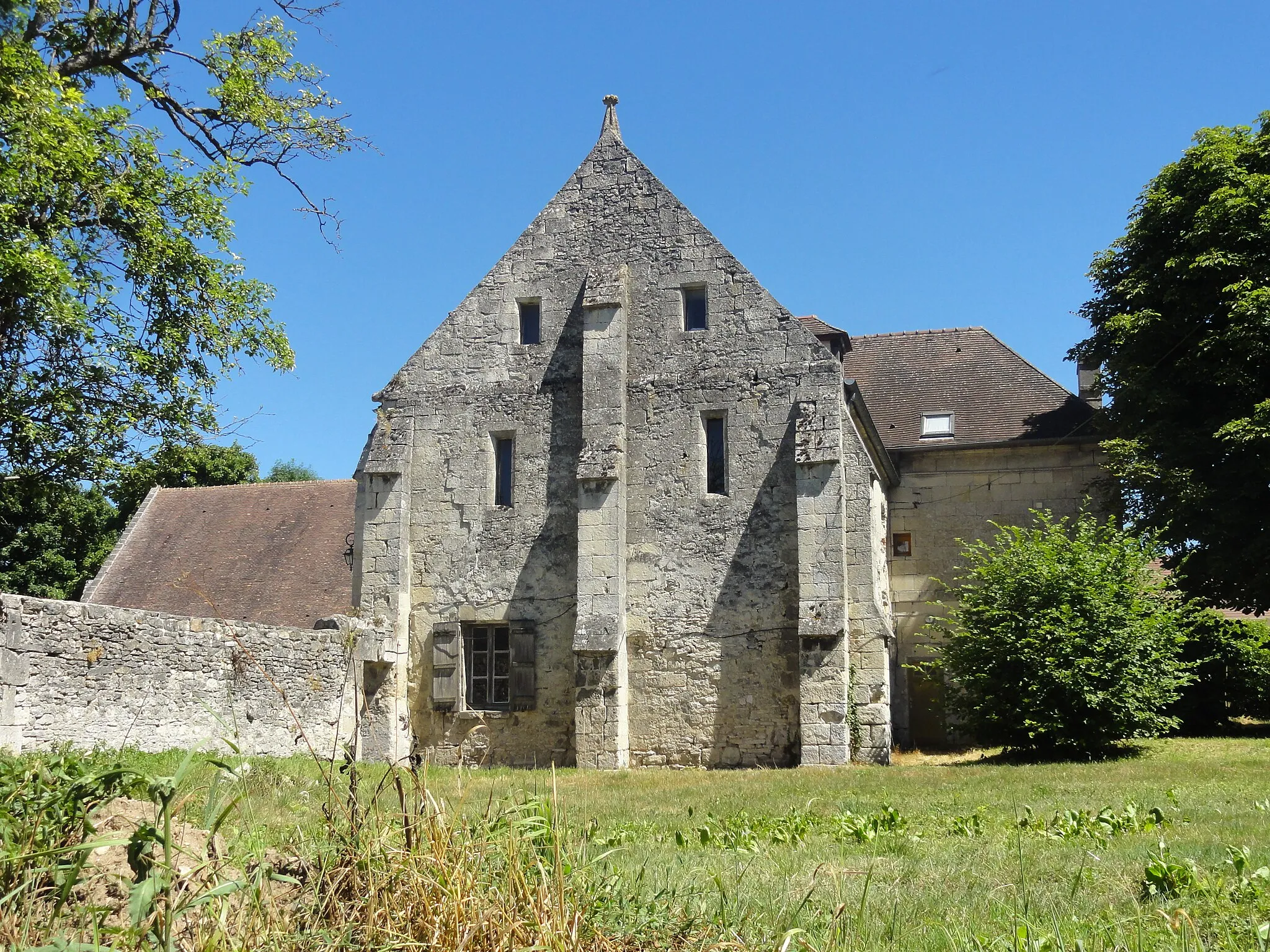 Photo showing: Ferme seigneuriale, logis du XVe siècle.