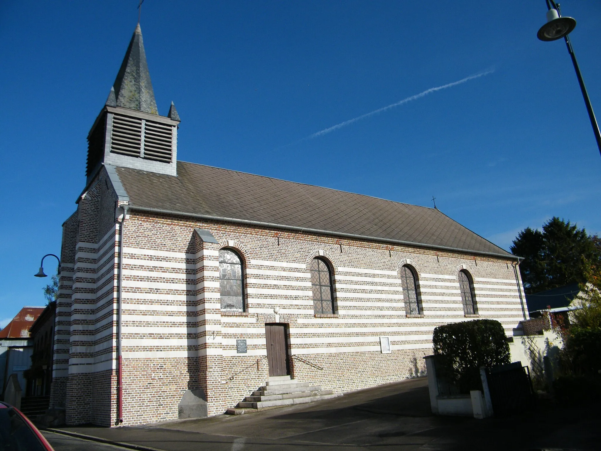 Photo showing: L'église Saint-Vaast de Saint-Vaast-en-Chaussée , Somme, France.