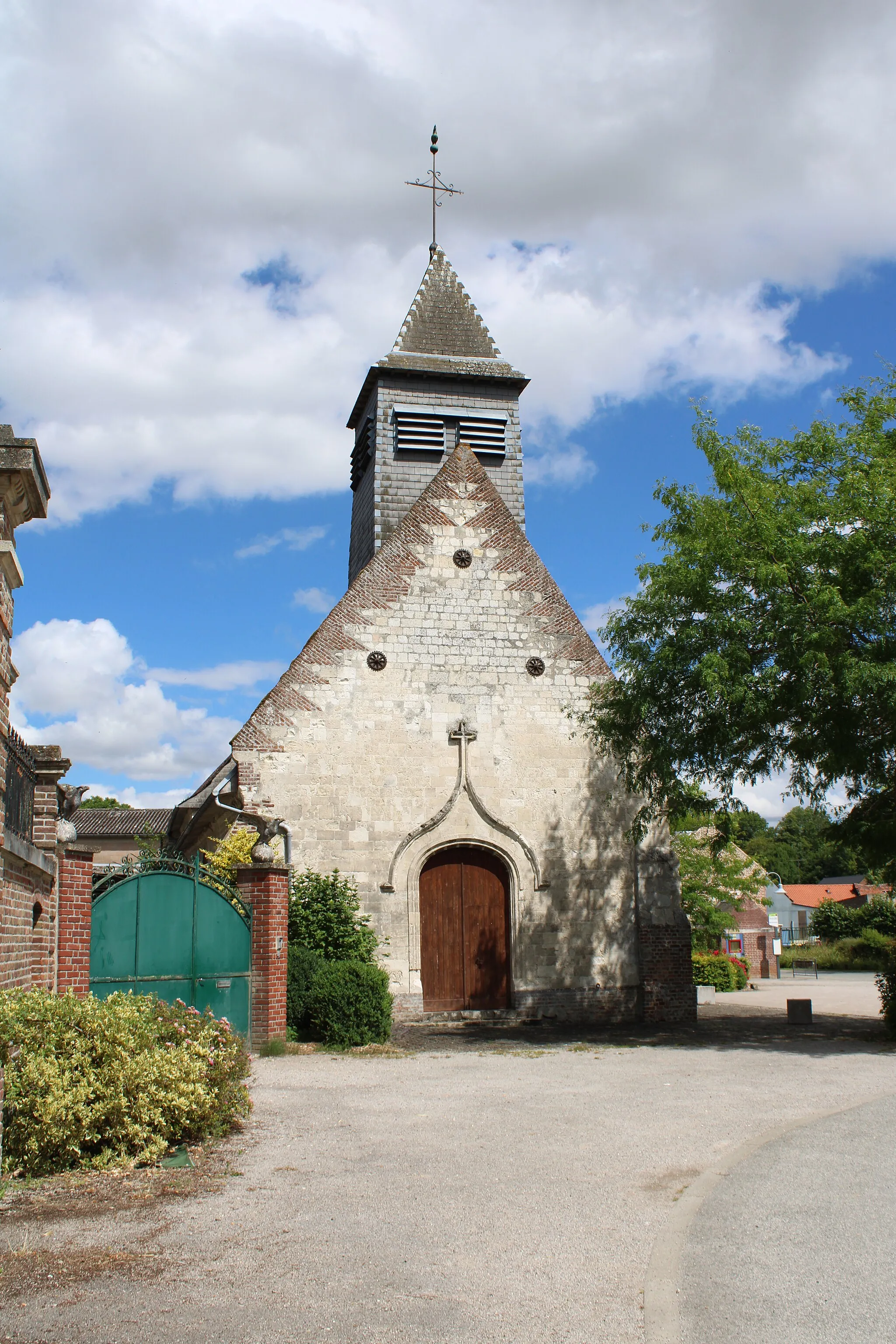 Photo showing: Vaux-en-Amiénois, Somme, France, clocher.