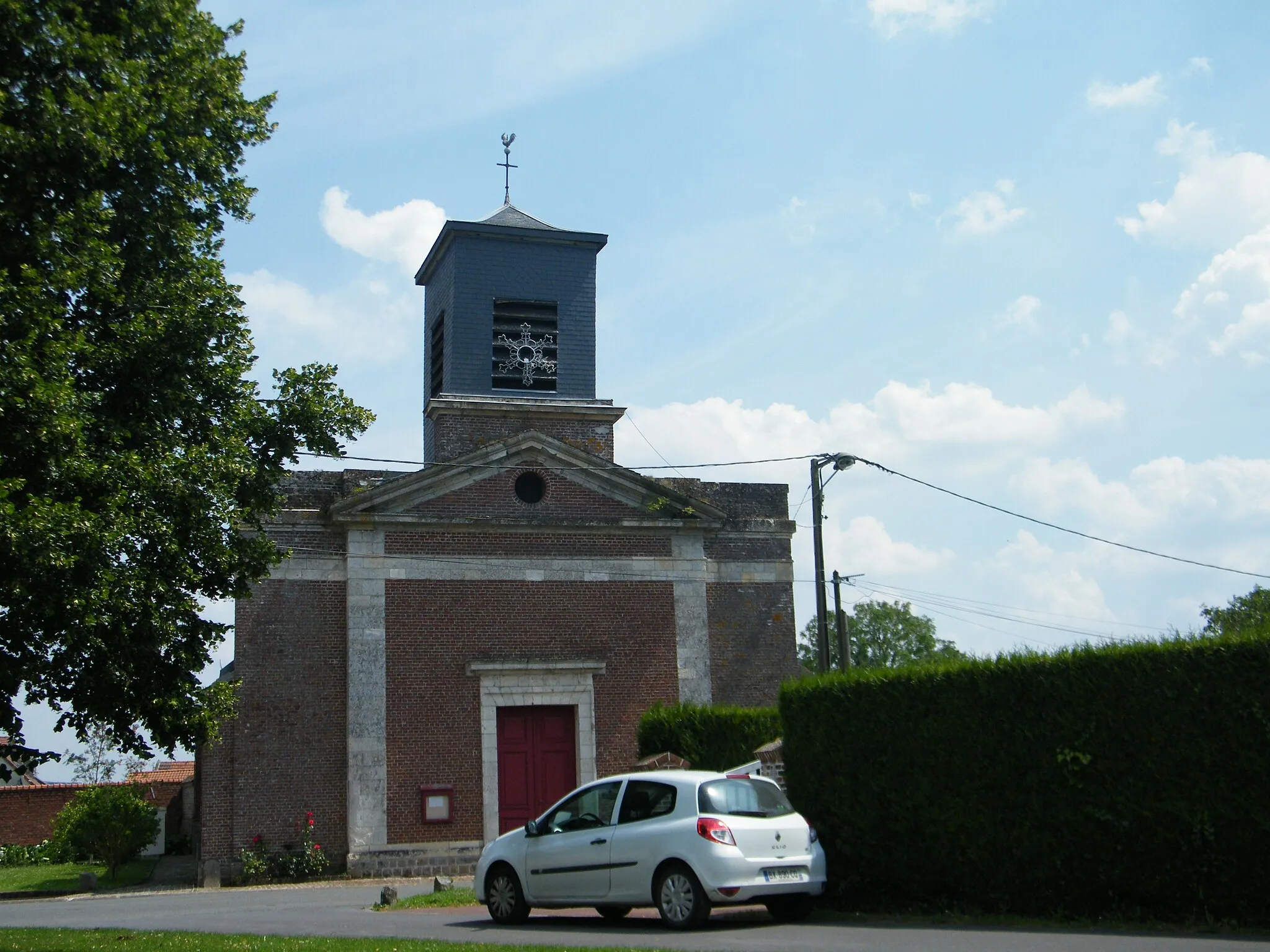 Photo showing: Millencourt (Somme), église Saint-Firmin, façade ouest.