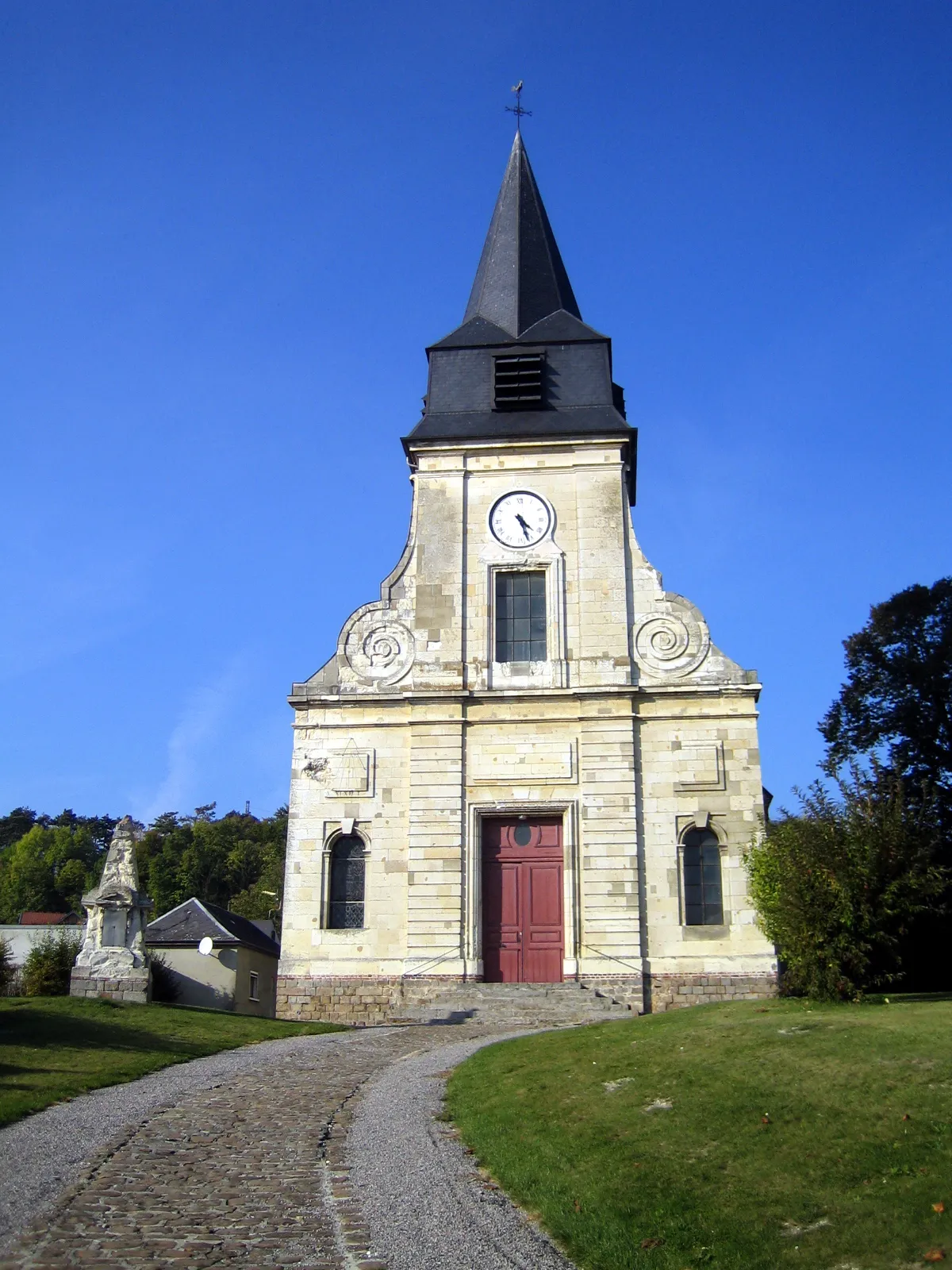 Photo showing: Heilly (Somme, France) -
L'église.

Camera location 49° 57′ 11.9″ N, 2° 32′ 13.41″ E View this and other nearby images on: OpenStreetMap 49.953305;    2.537059