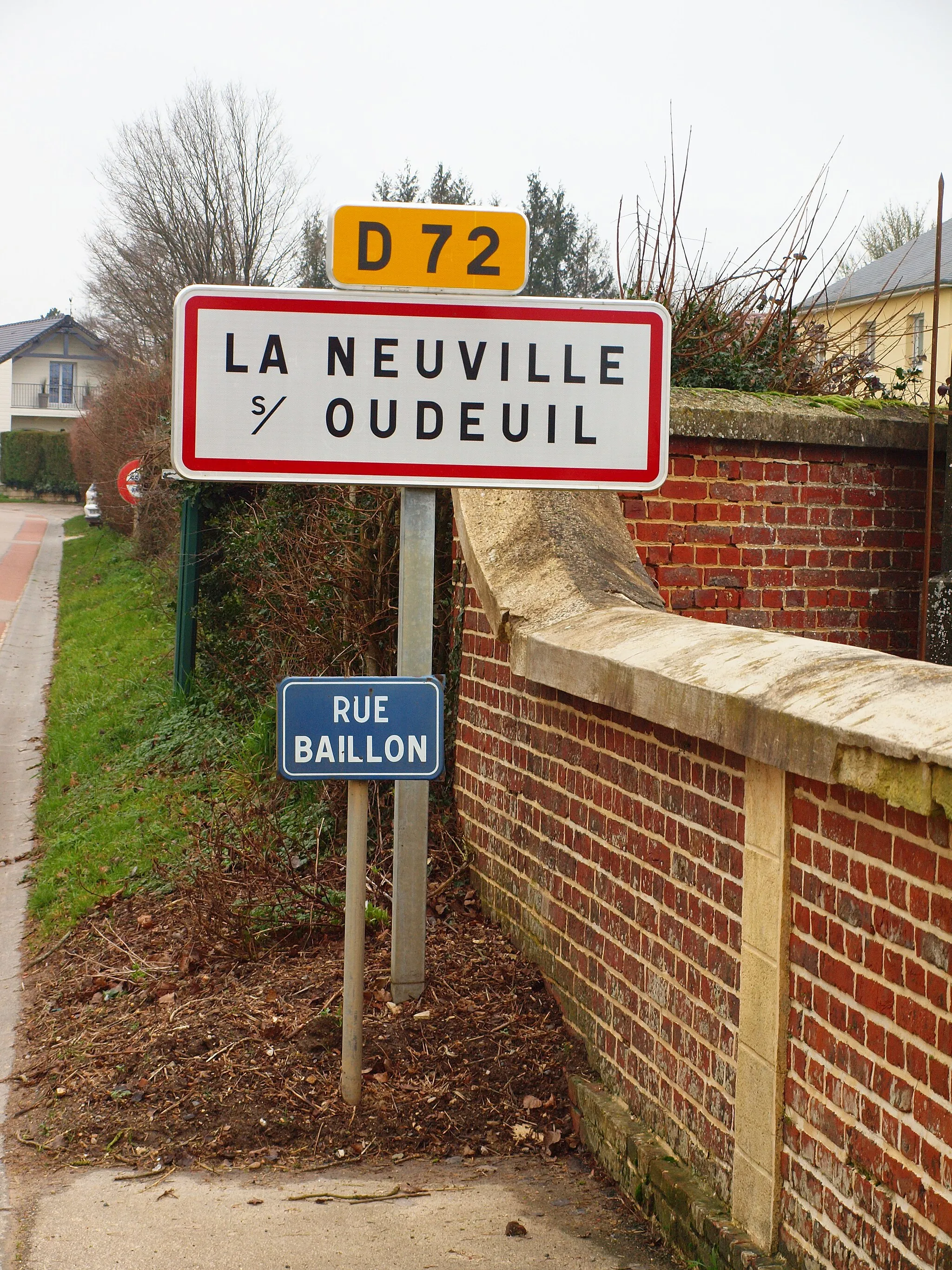 Photo showing: La Neuville-sur-Oudeuil (Oise, France)