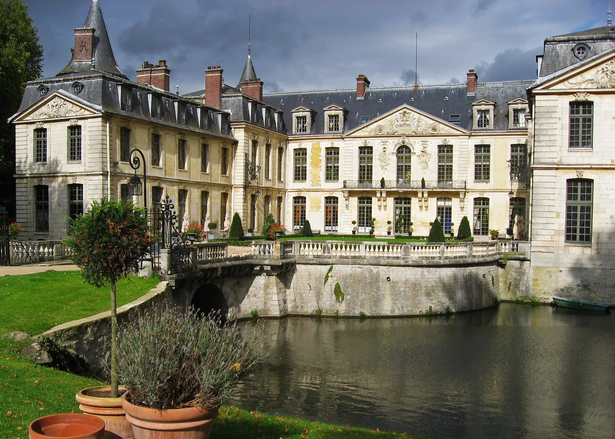 Photo showing: Chateau d'Ermenonville (Oise, France)