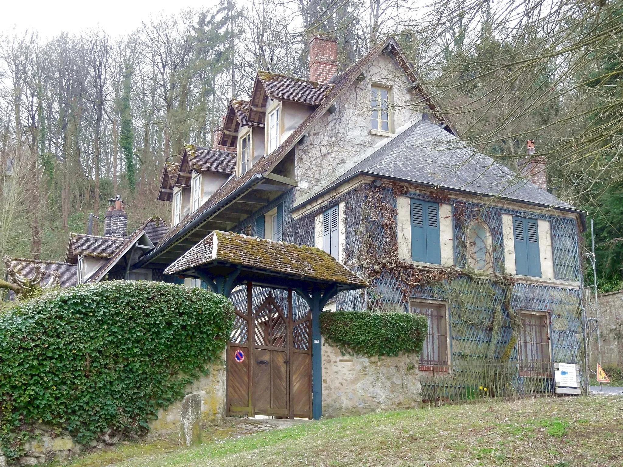 Photo showing: Maison de Félix Martin-Sabon, face à l'église.