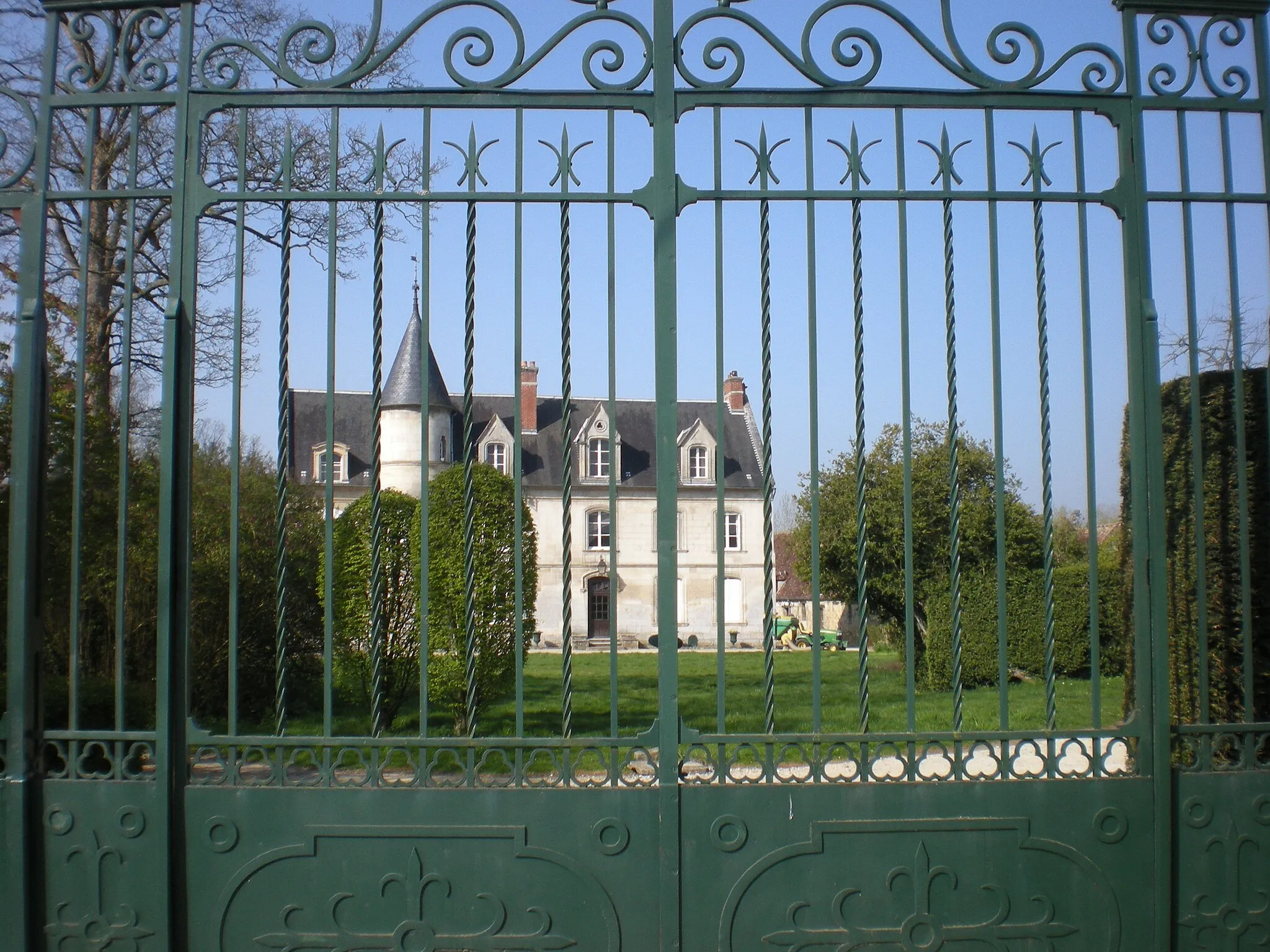 Photo showing: Le château ou ferme des étournelles