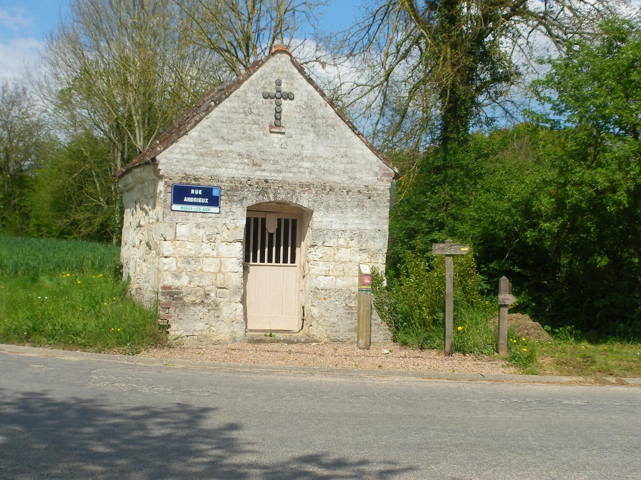 Photo showing: Vue d'une chapelle à Nœux-lès-Auxi.