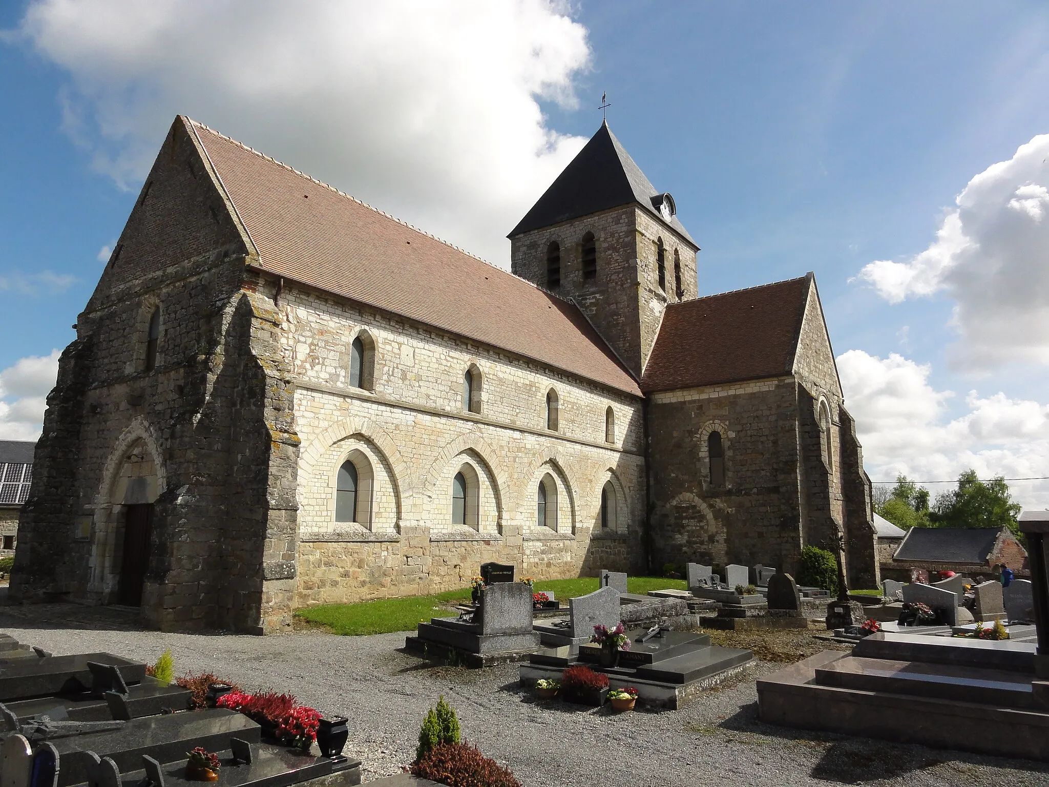 Photo showing: Barenton-sur-Serre (Aisne) église