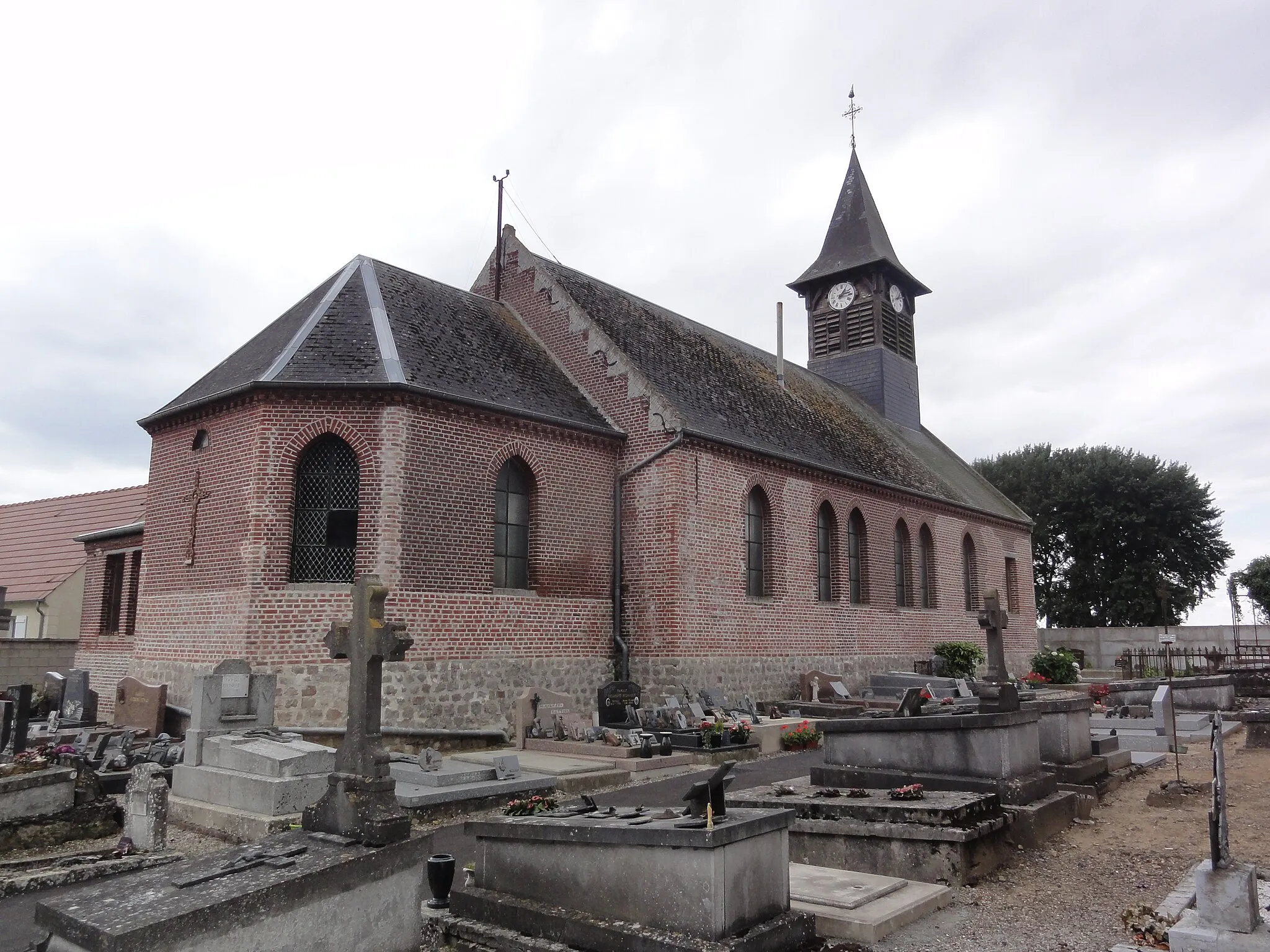 Photo showing: Beaumont-en-Beine (Aisne) église de la Nativité-de-la-Sainte-Vierge