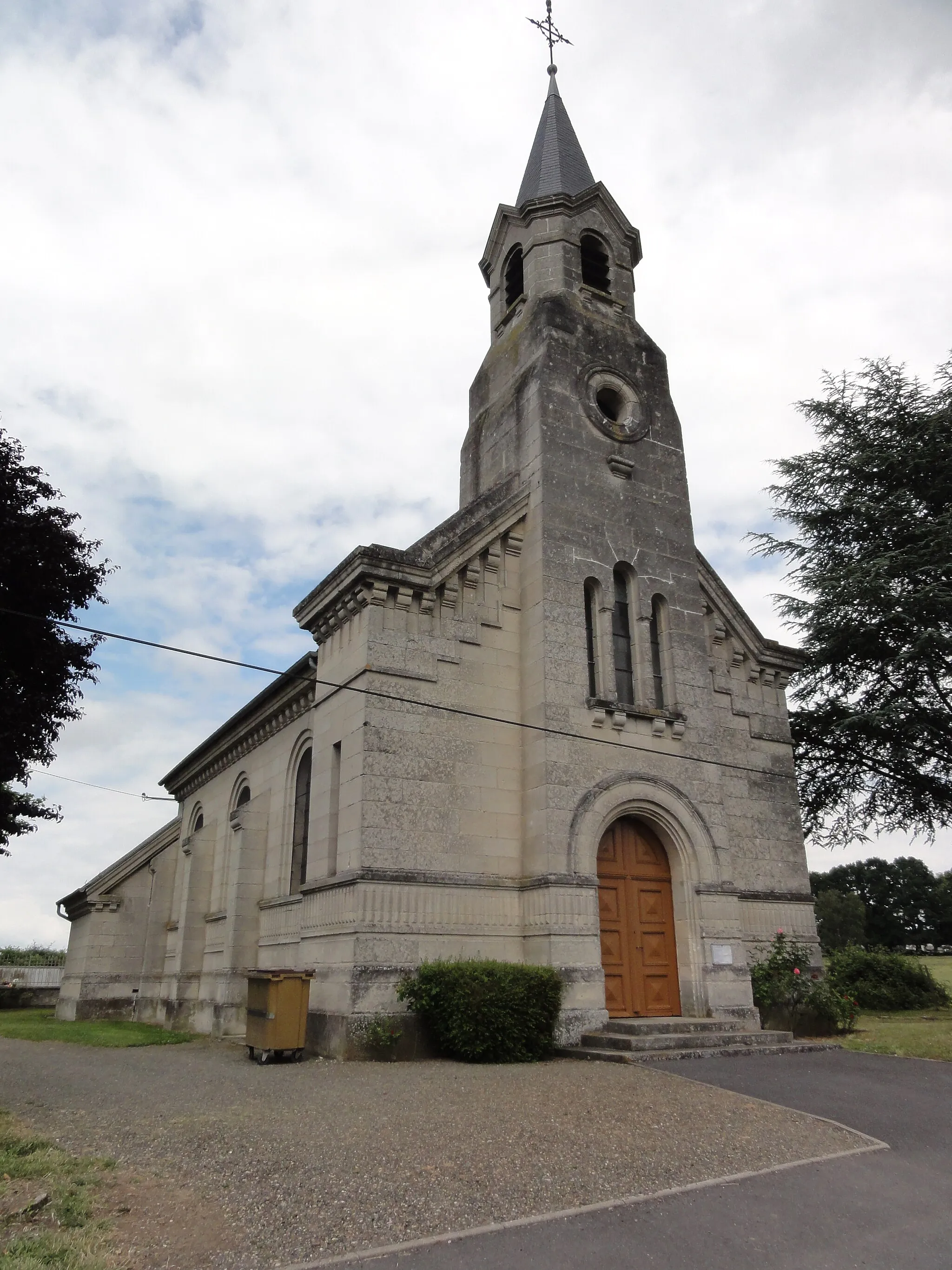 Photo showing: Bourguignon-sous-Coucy (Aisne) église