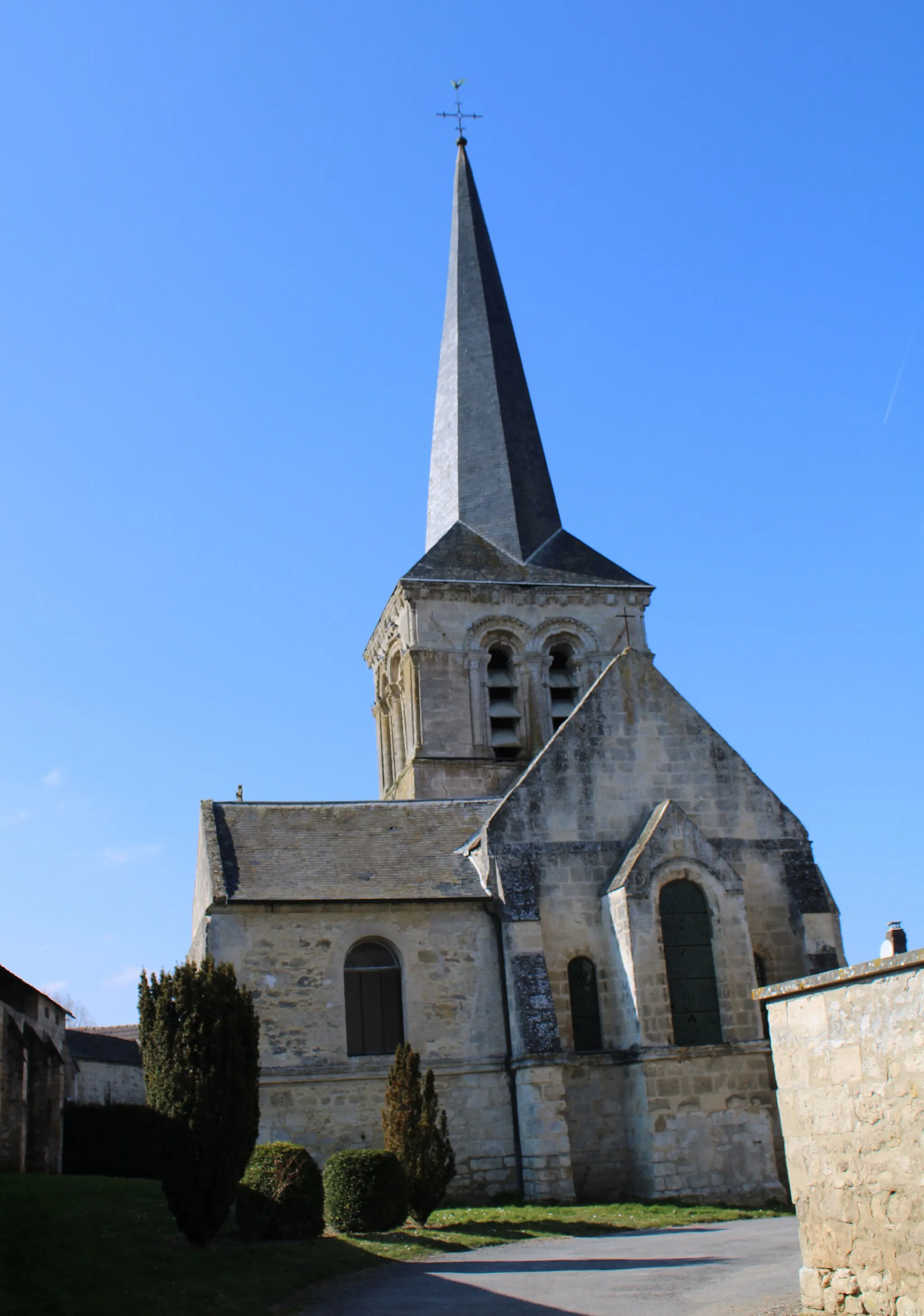 Photo showing: Eglise Saint-Jean-Baptiste