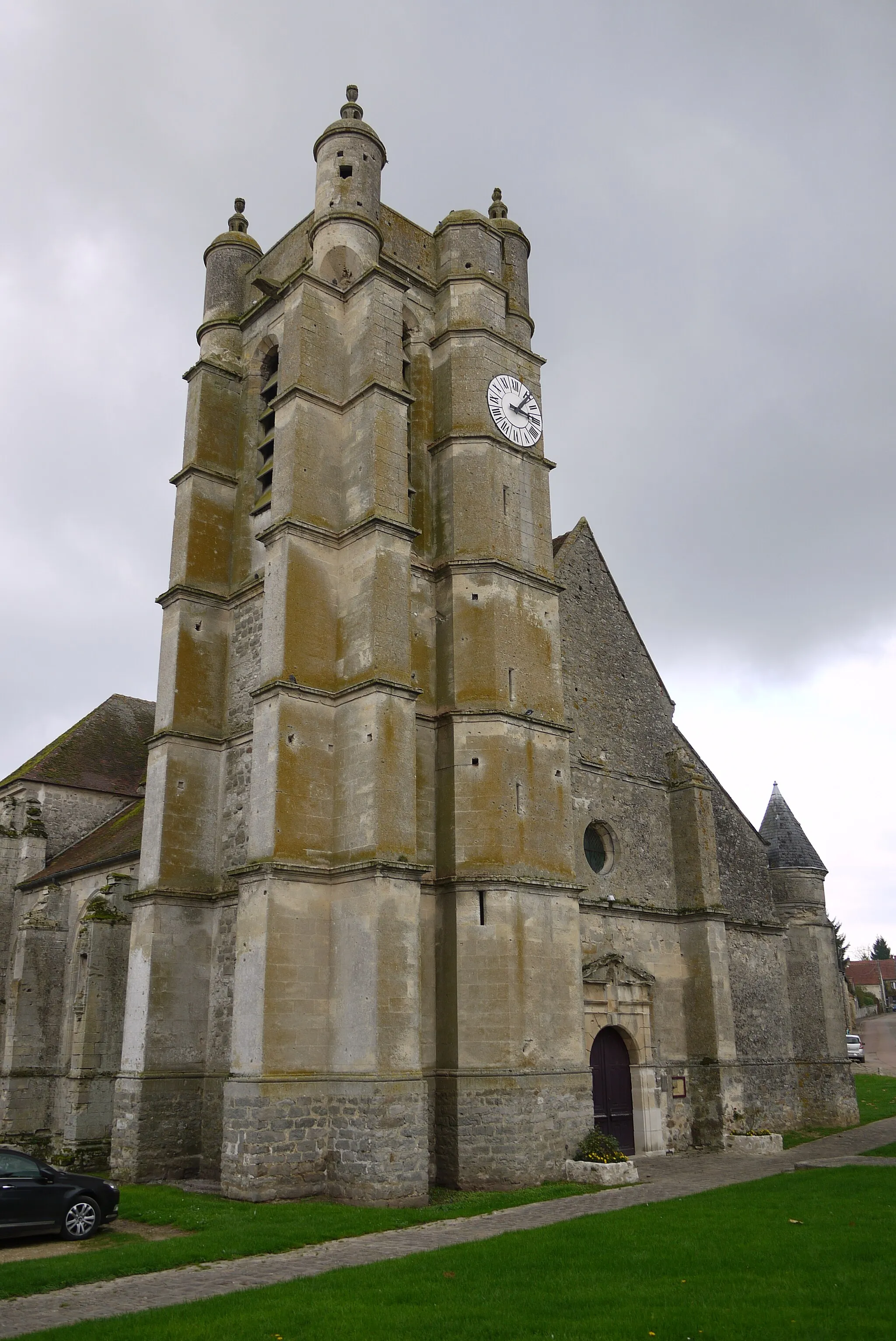 Photo showing: Église Saint-Denis de Chézy-en-Orxois