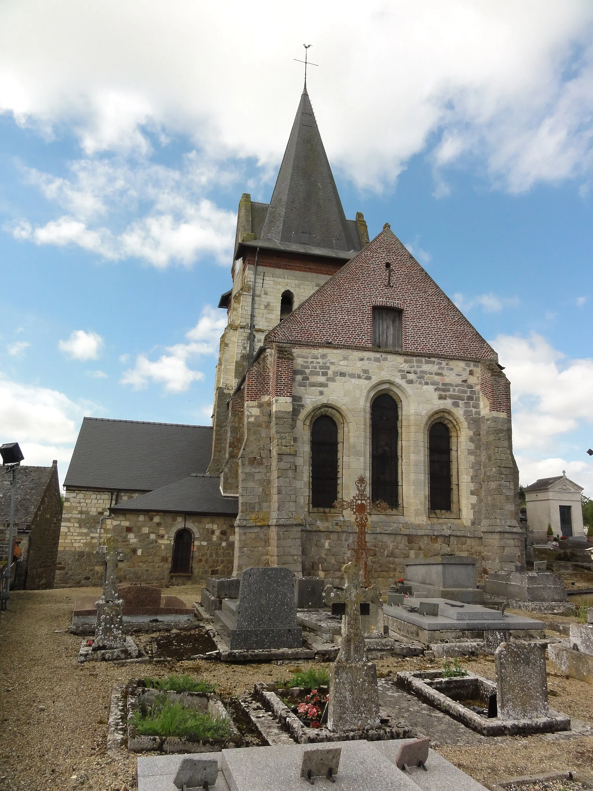 Photo showing: Dercy (Aisne) église