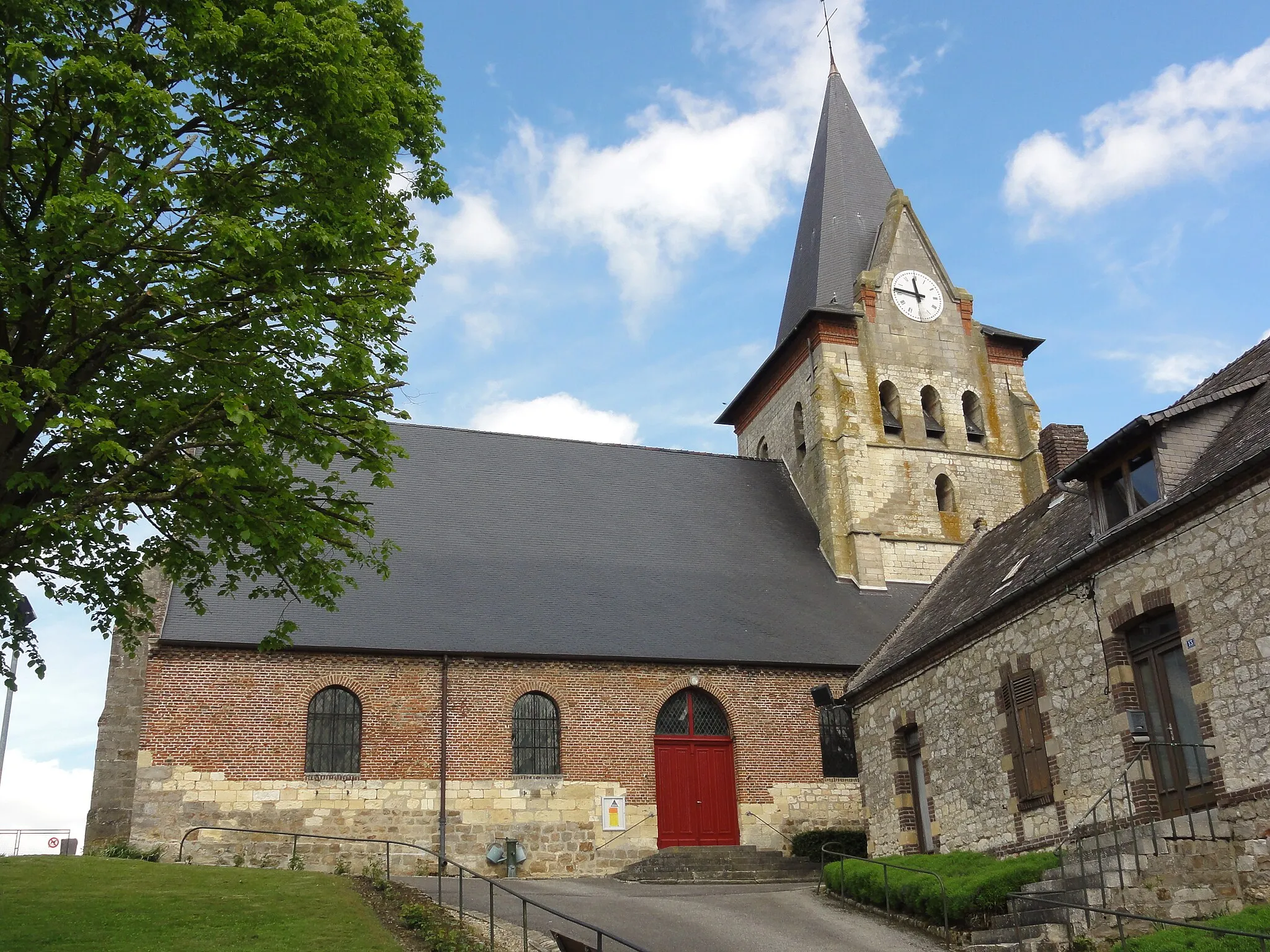 Photo showing: Dercy (Aisne) église
