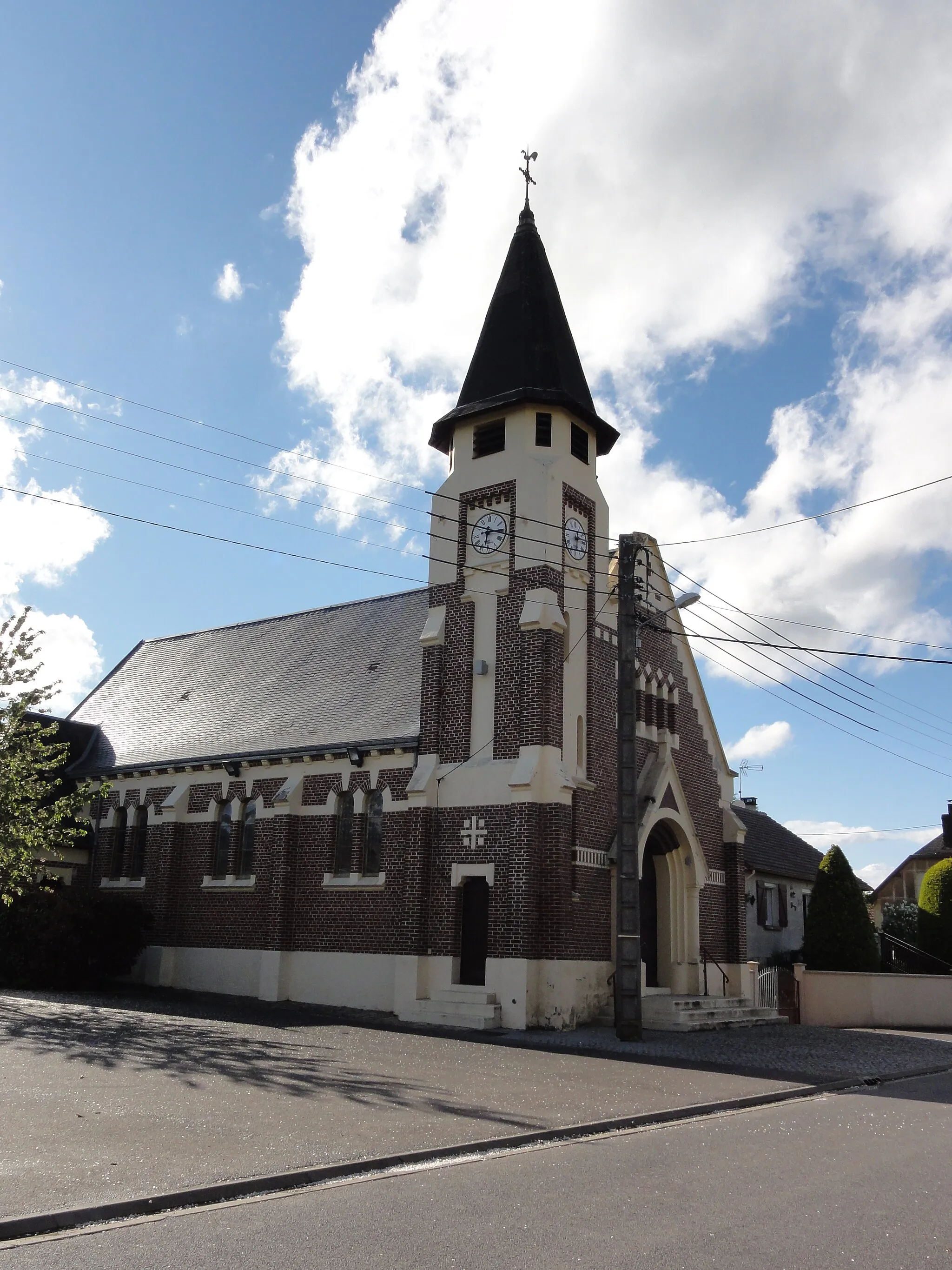 Photo showing: Mennessis (Aisne) église
