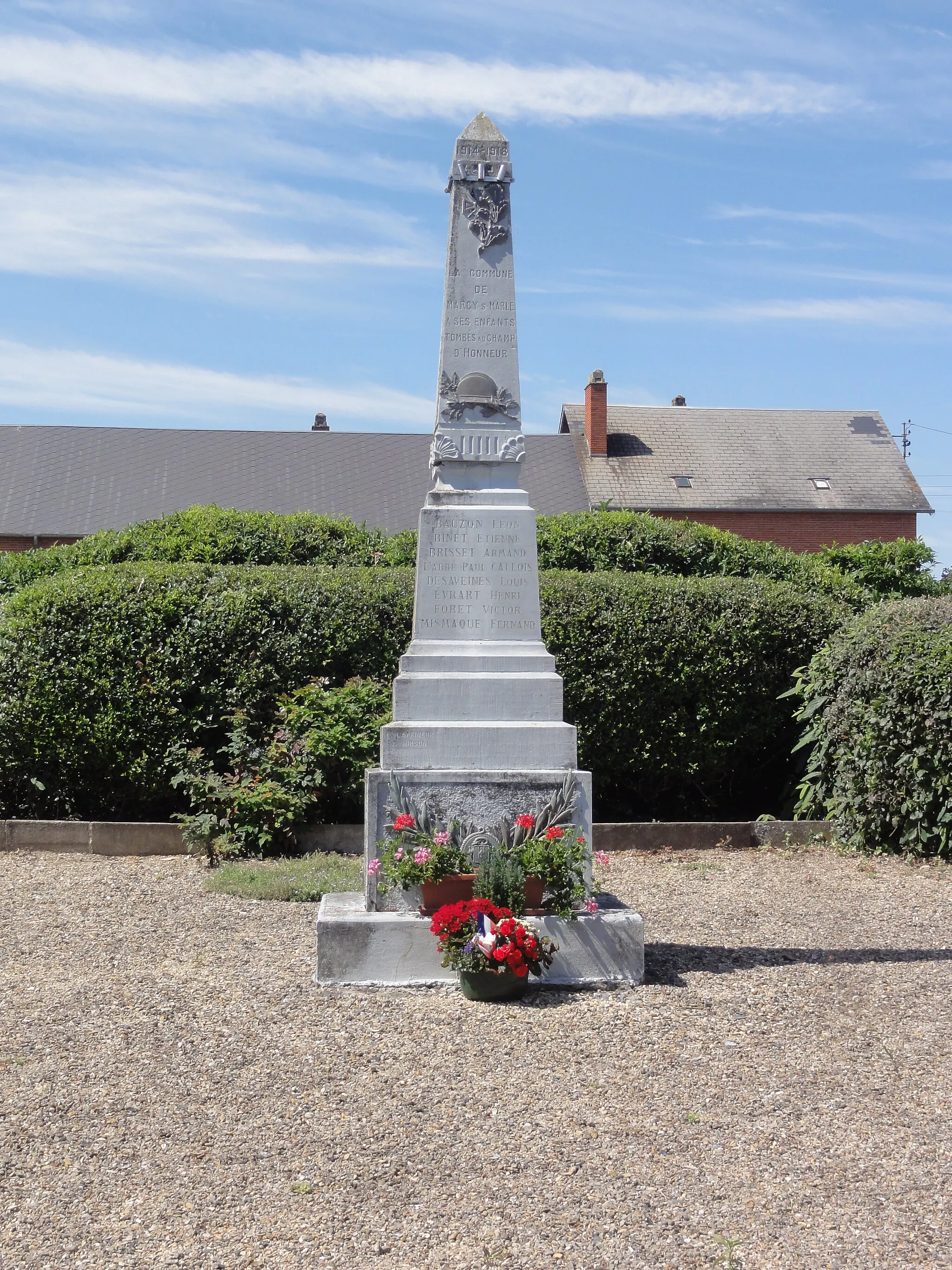 Photo showing: Marcy-sous-Marle (Aisne) monument aux morts