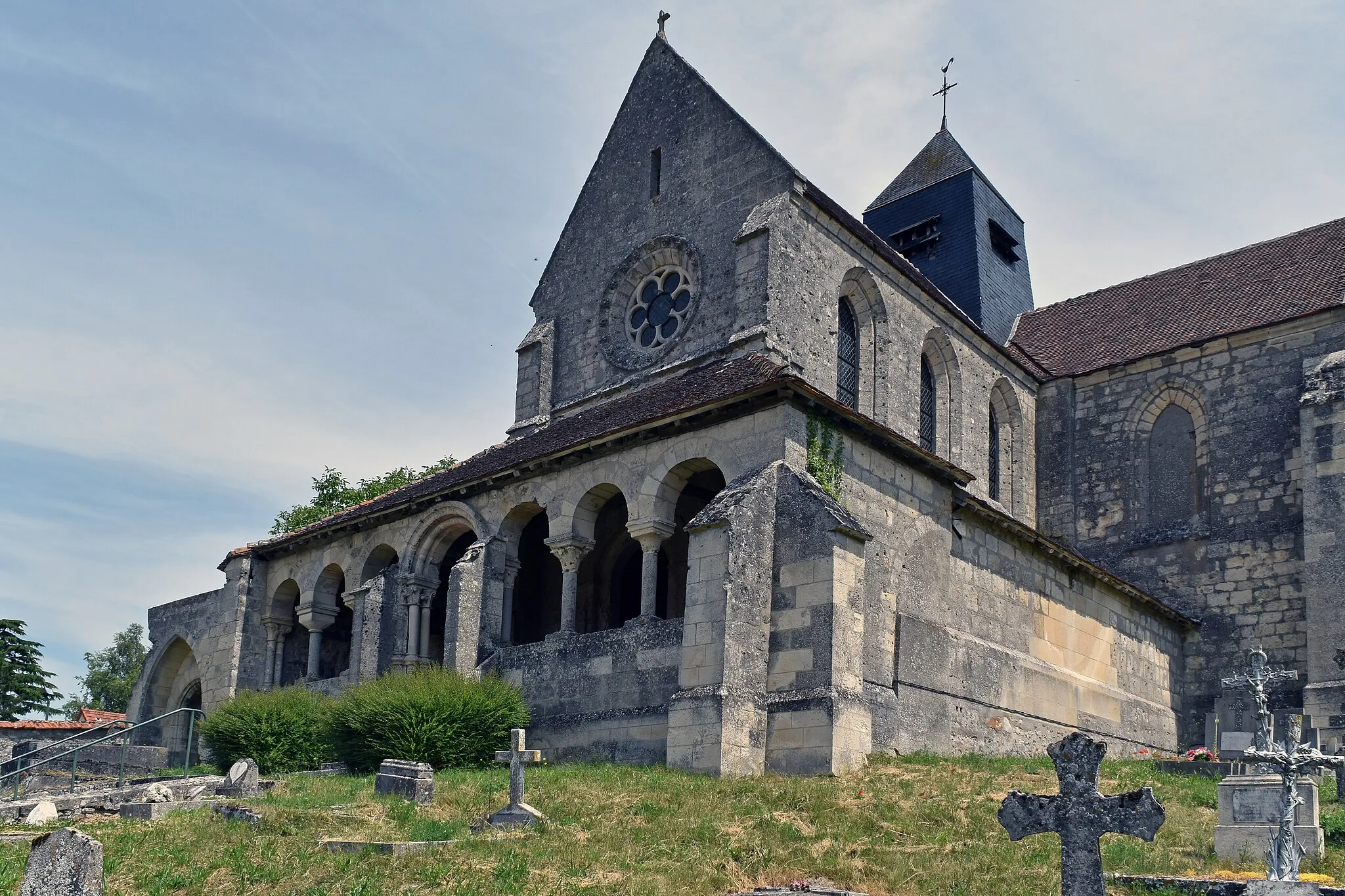 Photo showing: Église Saint-Germain à Mareuil-en-Dôle, Aisne, France.