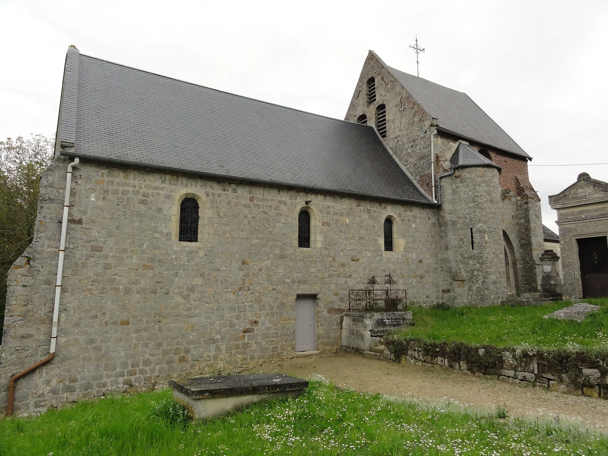 Photo showing: Monceau-lès-Leups (Aisne) église