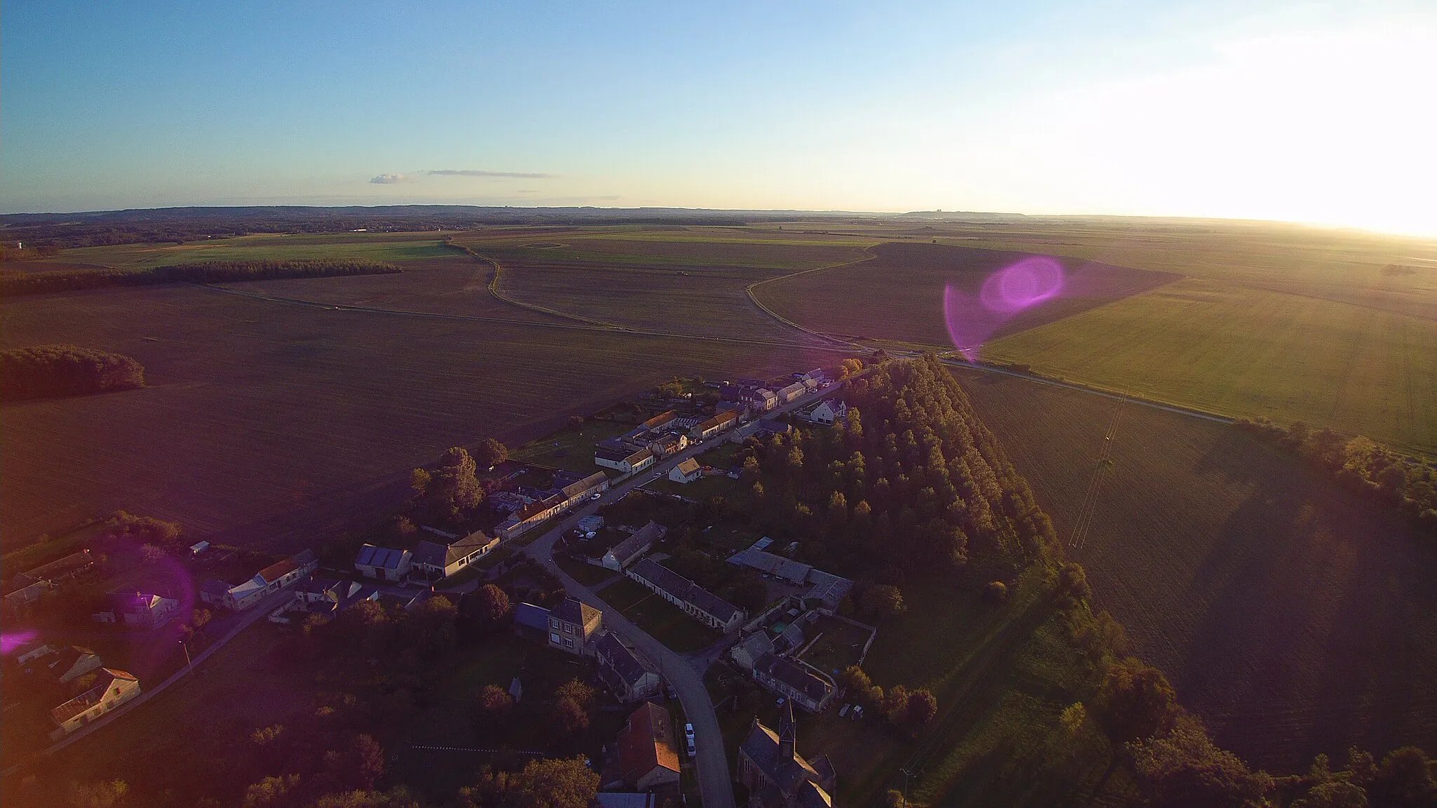 Photo showing: vue aérienne de Missy lès Pierrepont