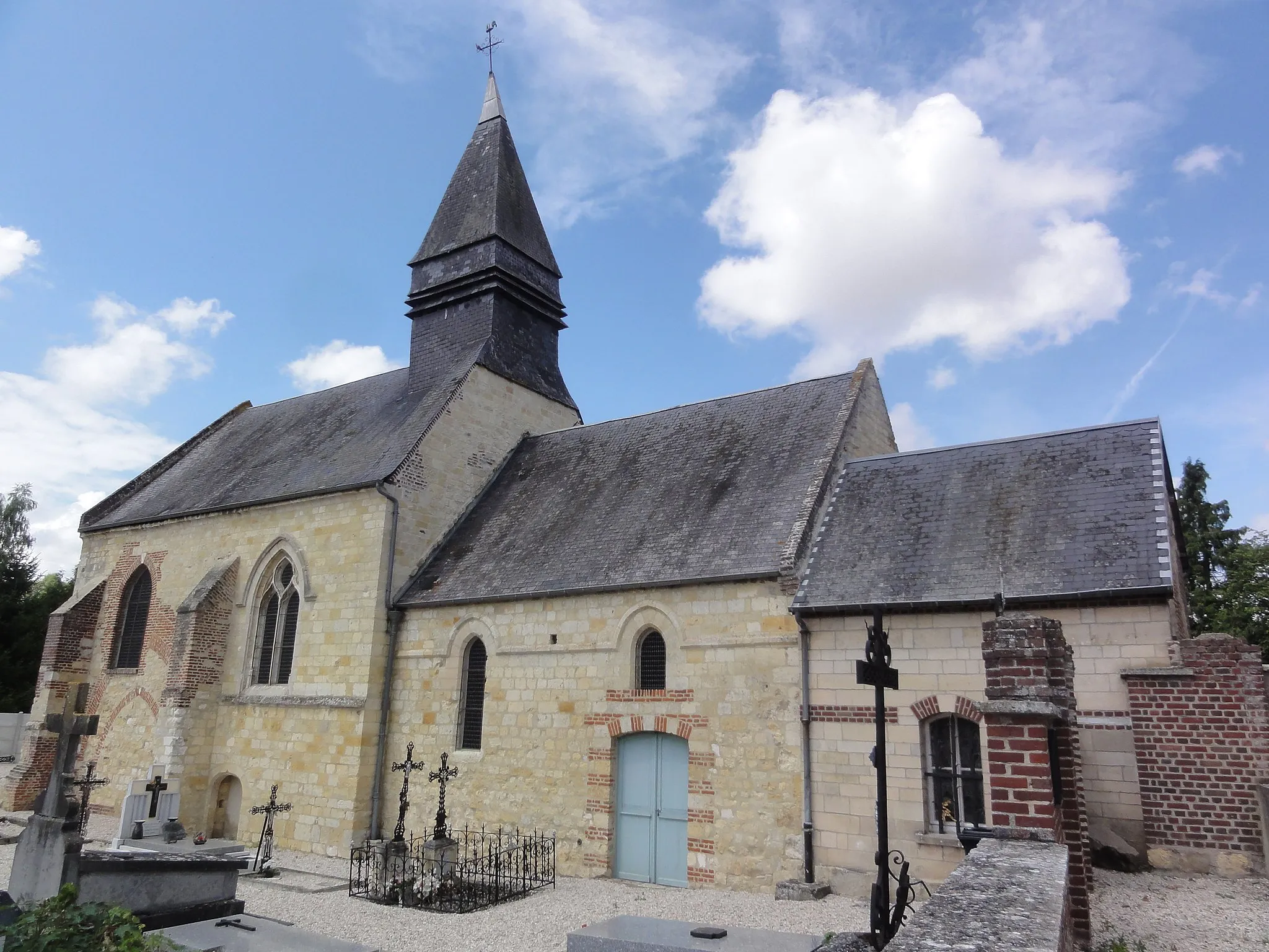 Photo showing: Pithon (Aisne) église Saint-Rémi