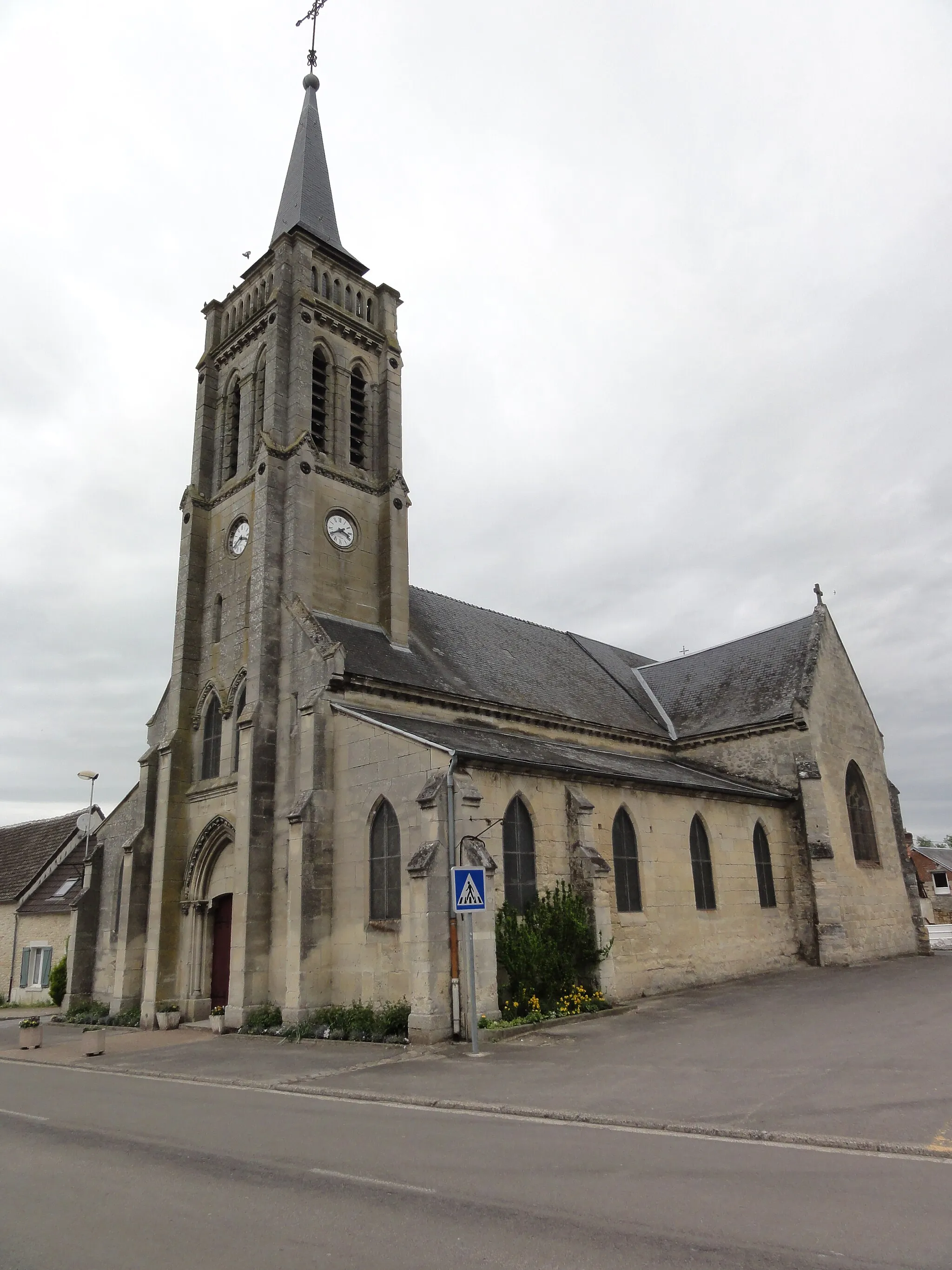 Photo showing: Parfondru (Aisne) Église de la Nativité de la Sainte Vierge