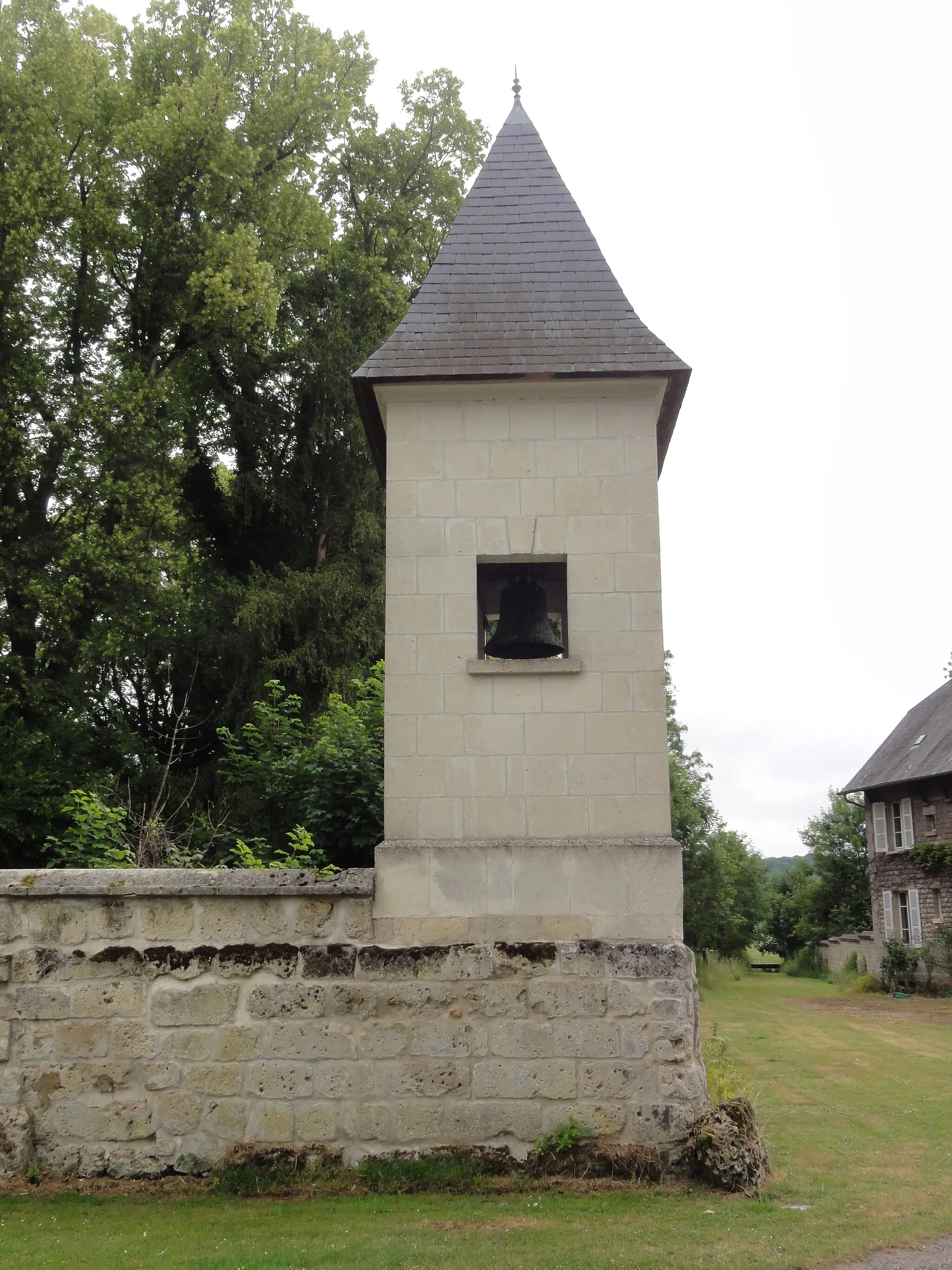 Photo showing: Quincy-Basse (Aisne) clocher tour-d'angle