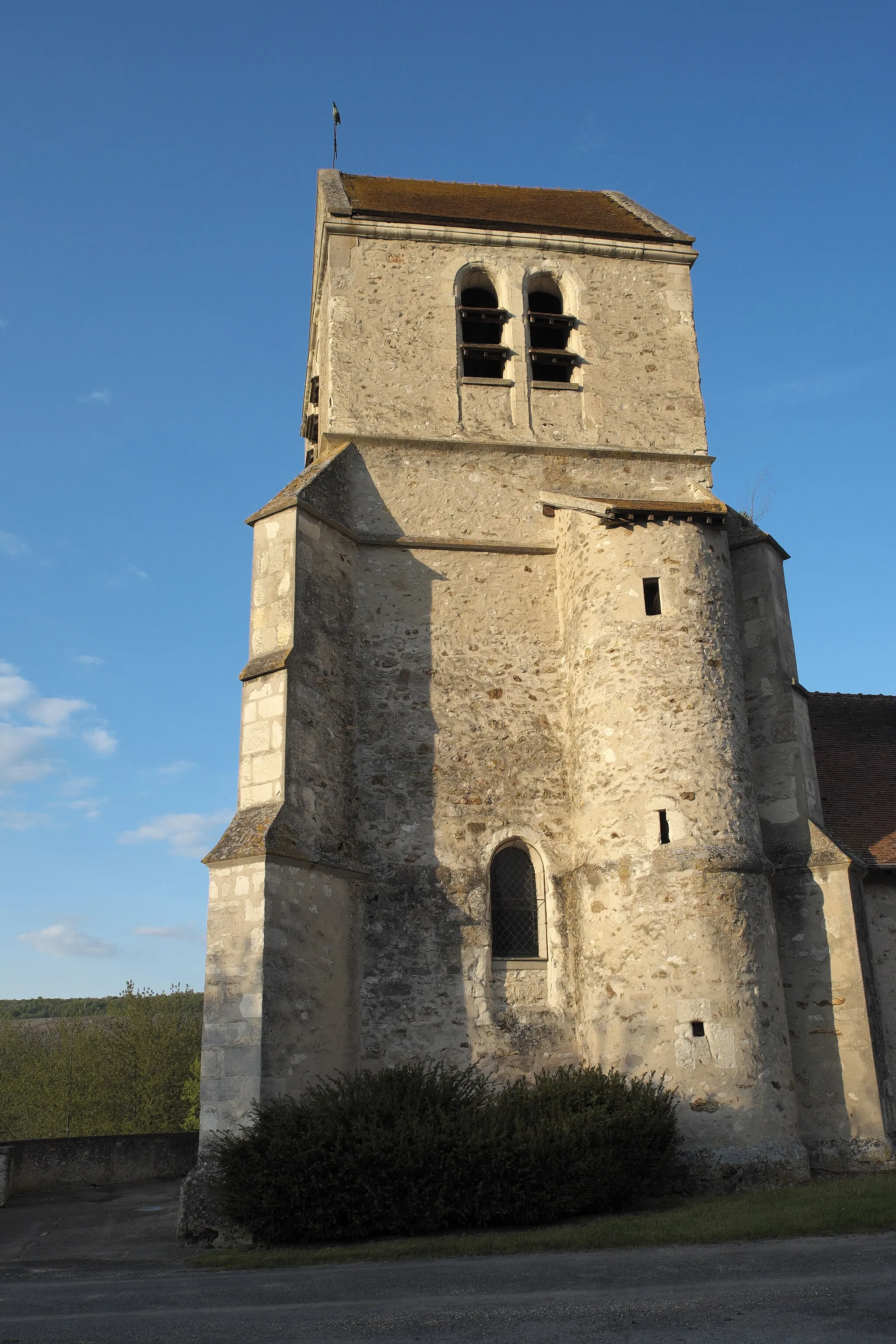 Photo showing: Kirche Saint-Blaise in Reuilly-Sauvigny im Département Aisne (Picardie/Frankreich), Kirchturm