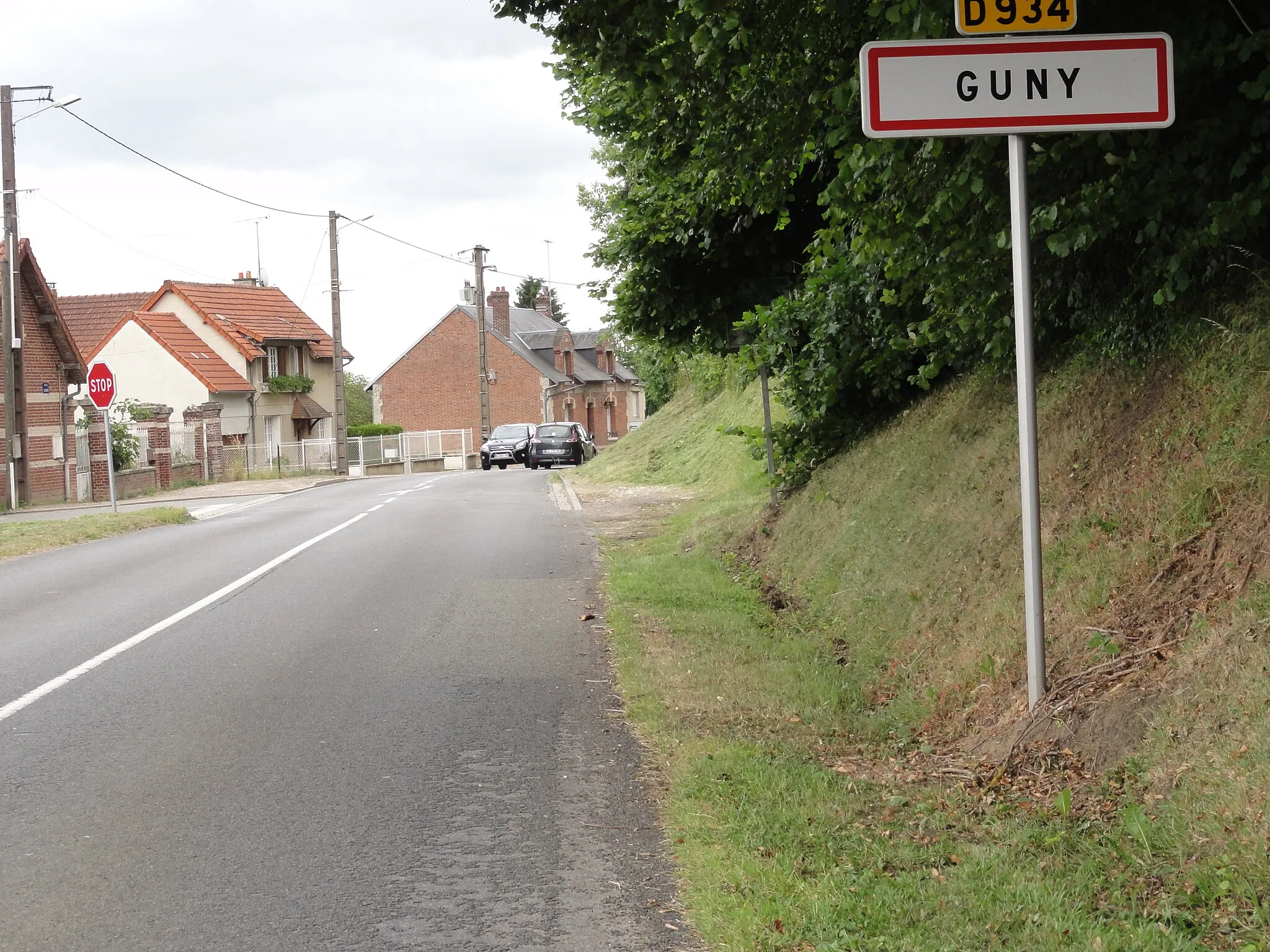 Photo showing: Guny (Aisne) city limit sign