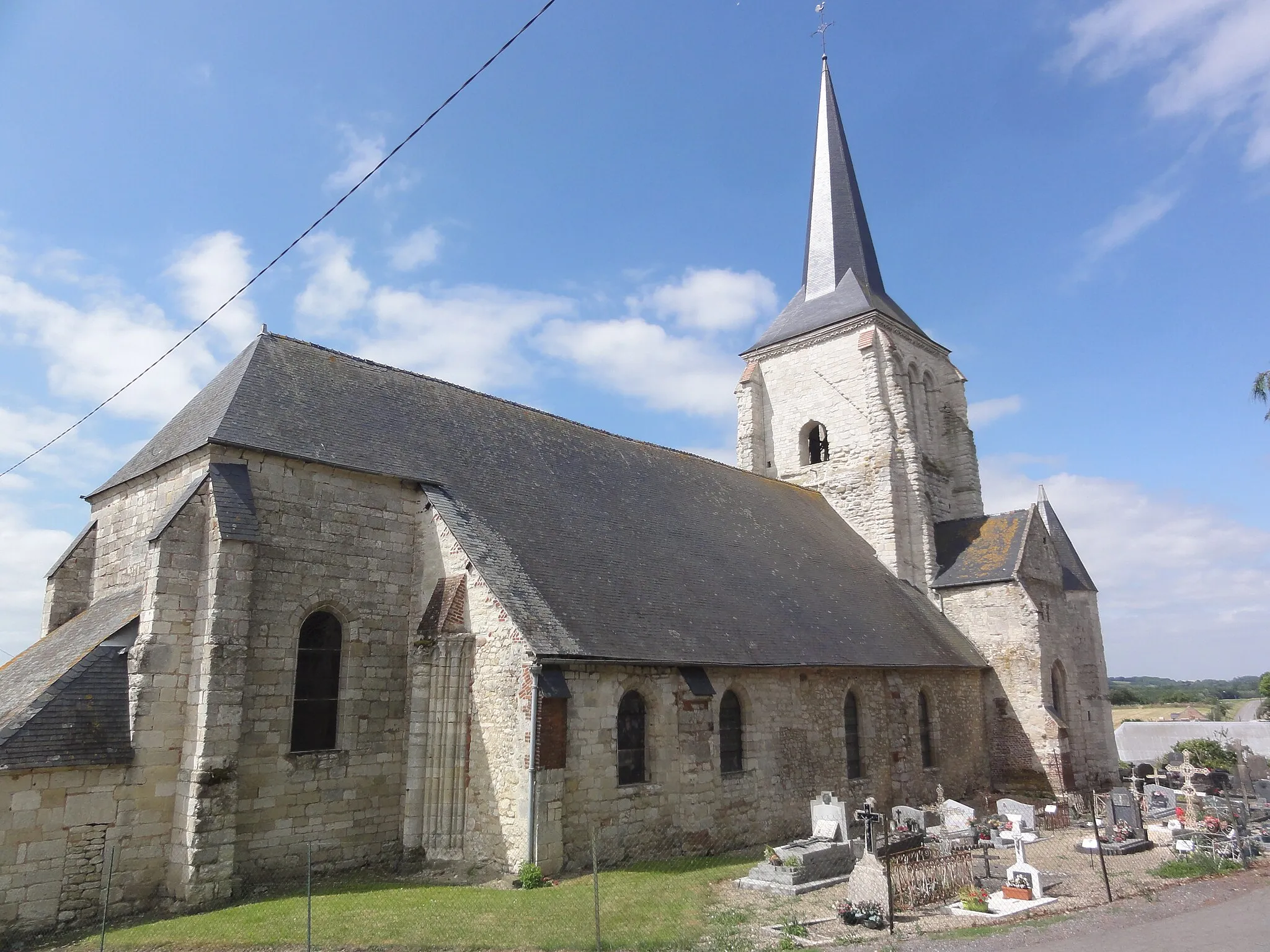 Photo showing: Tavaux-et-Pontséricourt (Aisne) église Notre-Dame de Tavaux