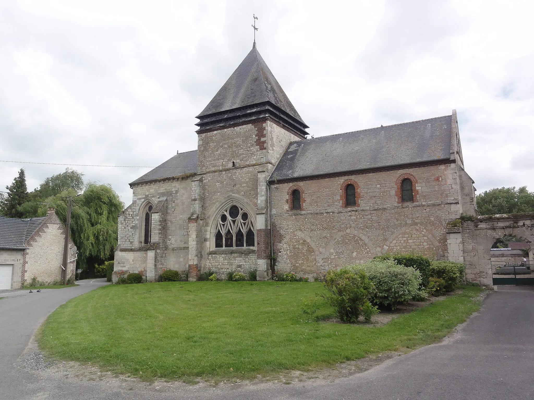 Photo showing: Vesles-et-Caumont (Aisne) église