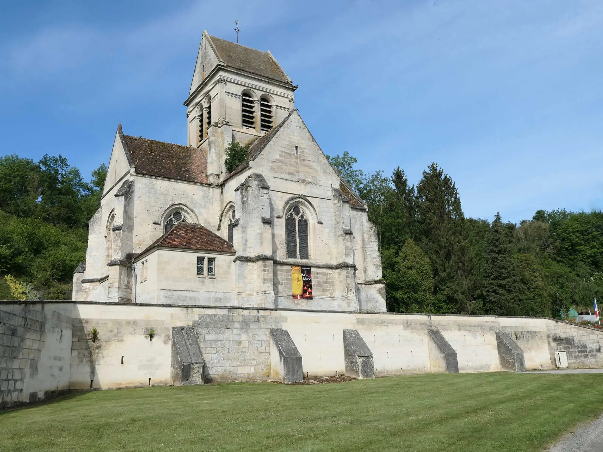 Photo showing: This building is indexed in the base Mérimée, a database of architectural heritage maintained by the French Ministry of Culture, under the reference PA00114764 .