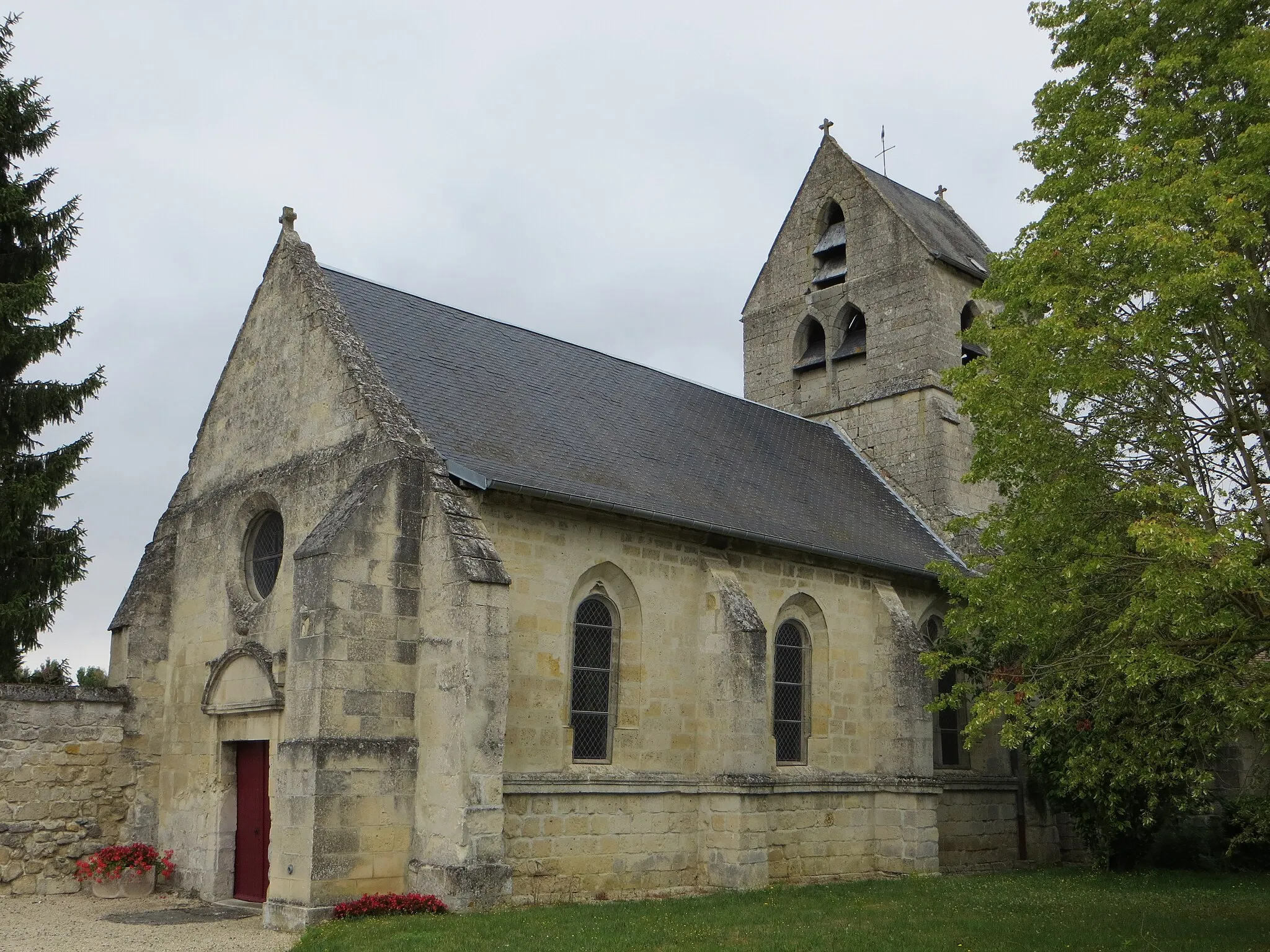 Photo showing: Vue générale de l'église