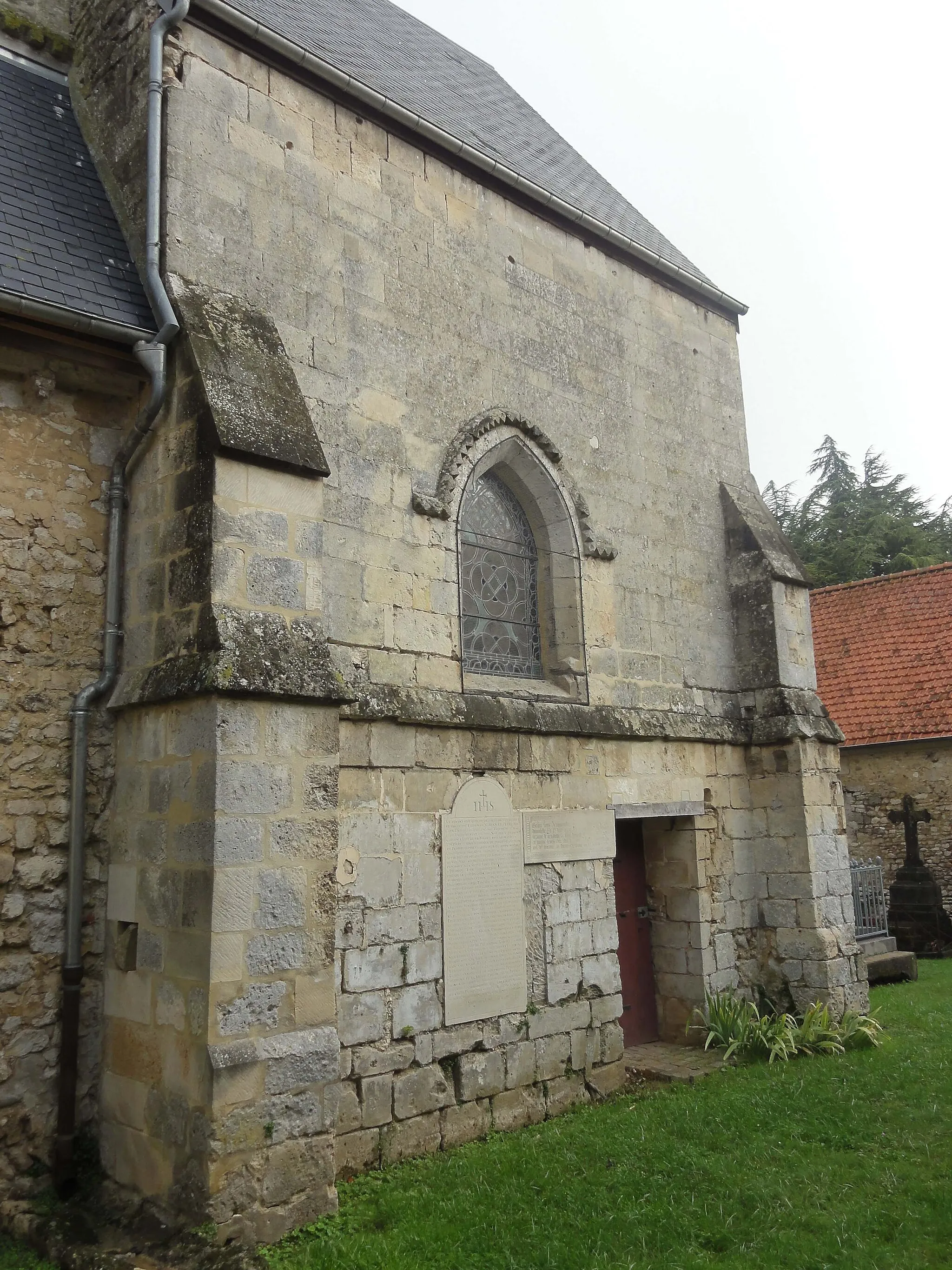 Photo showing: Chapelle Saint-Christophe-et-Saint-Jacques d'Auvillers - voir titre.