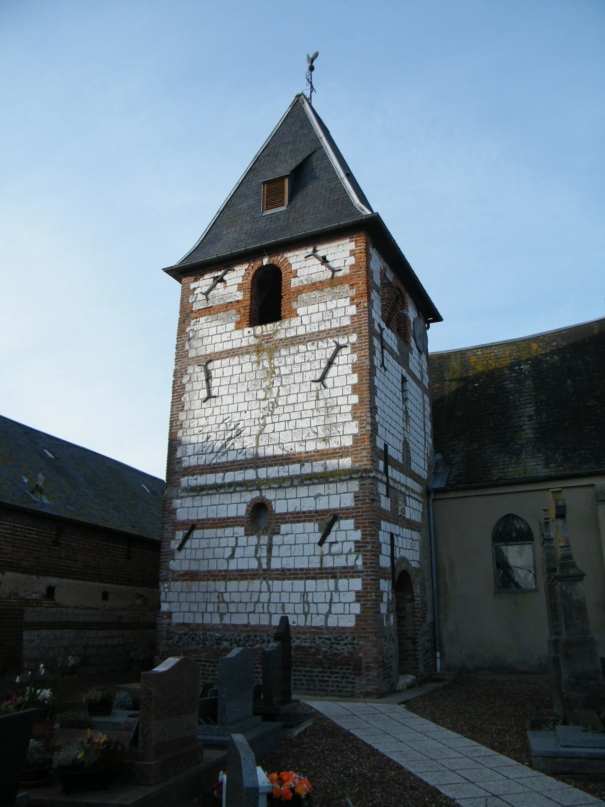 Photo showing: église