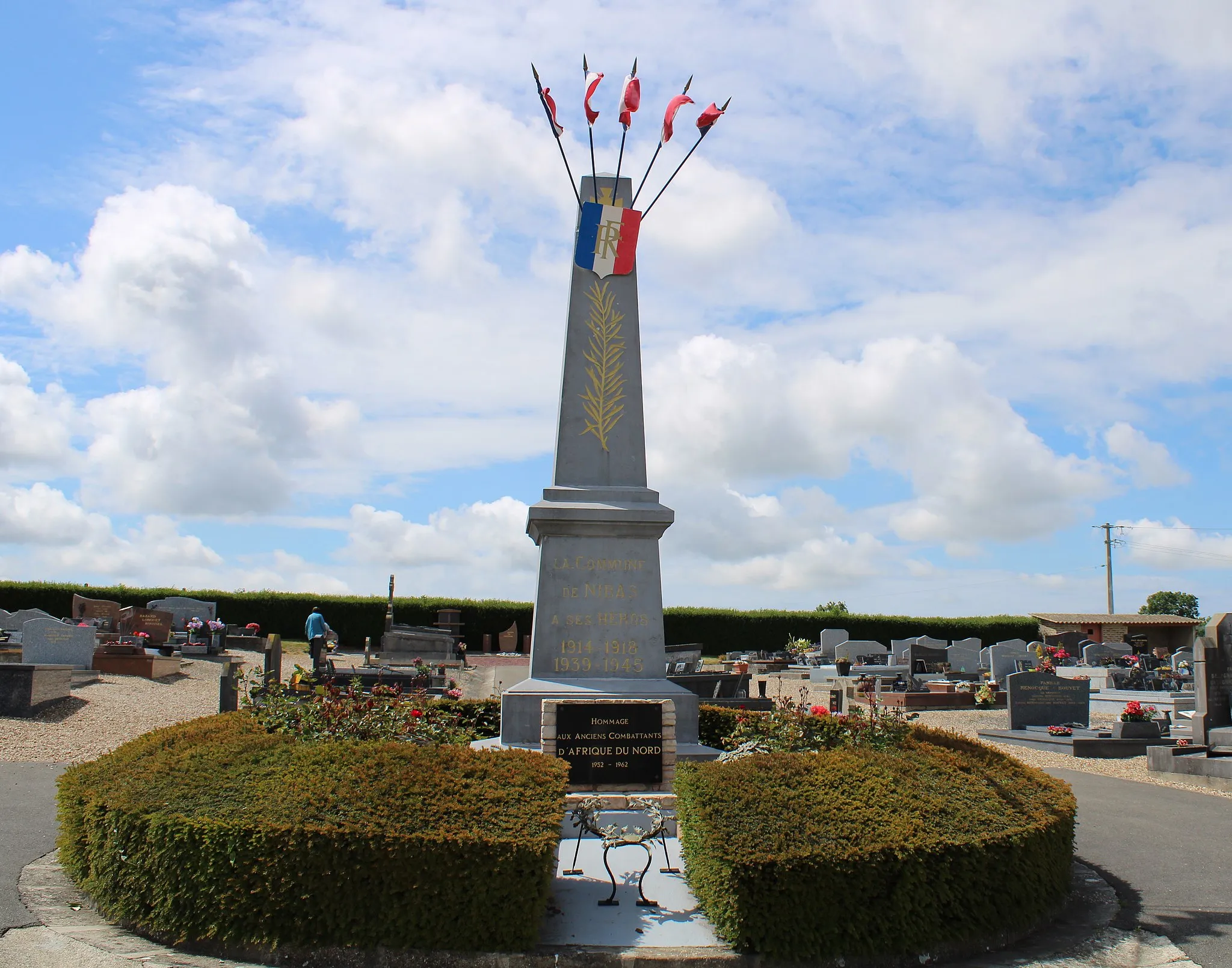 Photo showing: Le monument aux morts