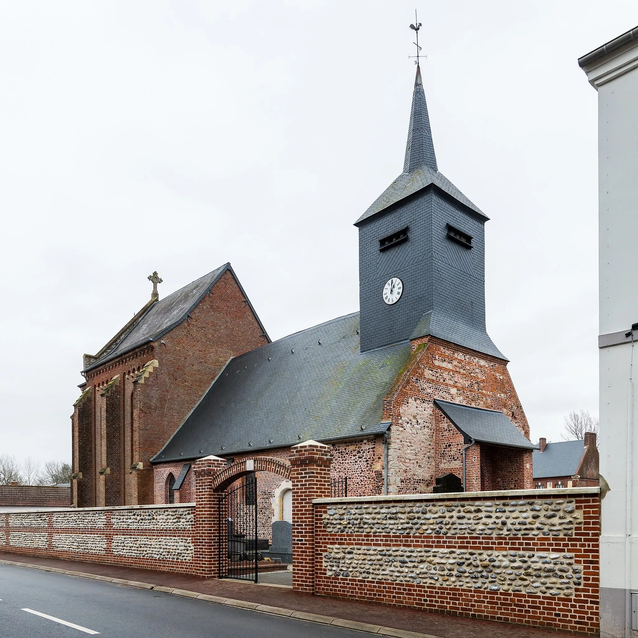 Photo showing: Eglise de la Nativité de la Sainte-Vierge de Lanchères