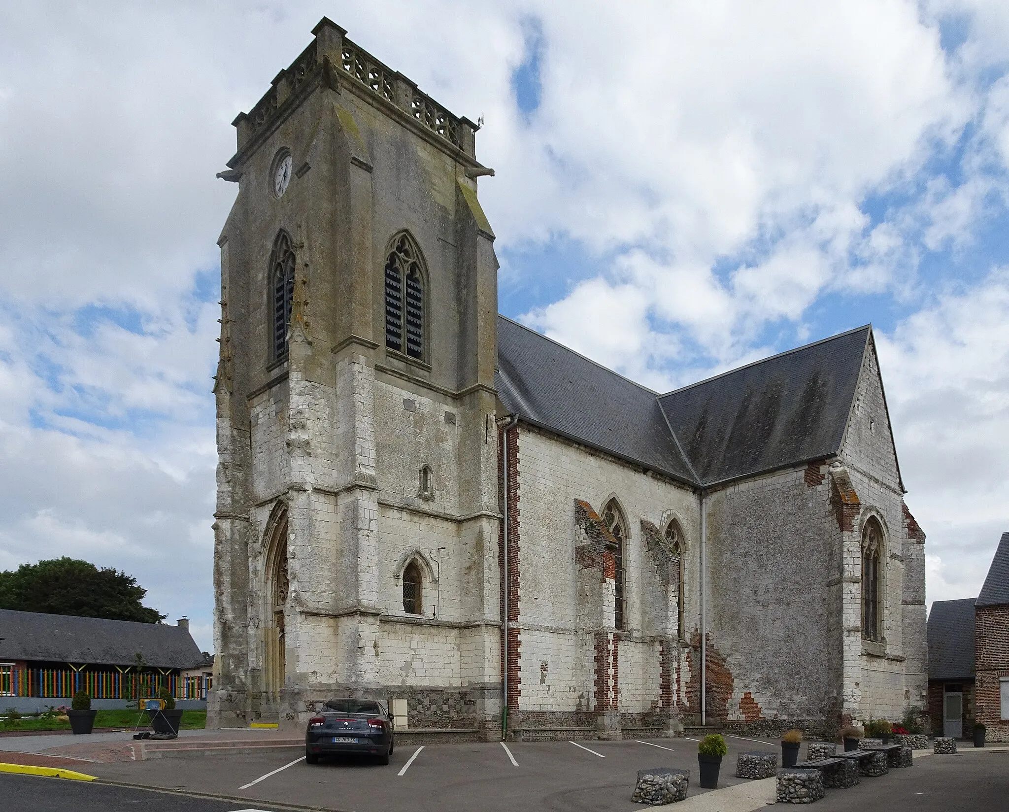 Photo showing: Église de Saint-Quentin-la-Motte-Croix-au-Bailly, Somme, région Hauts-de-France.