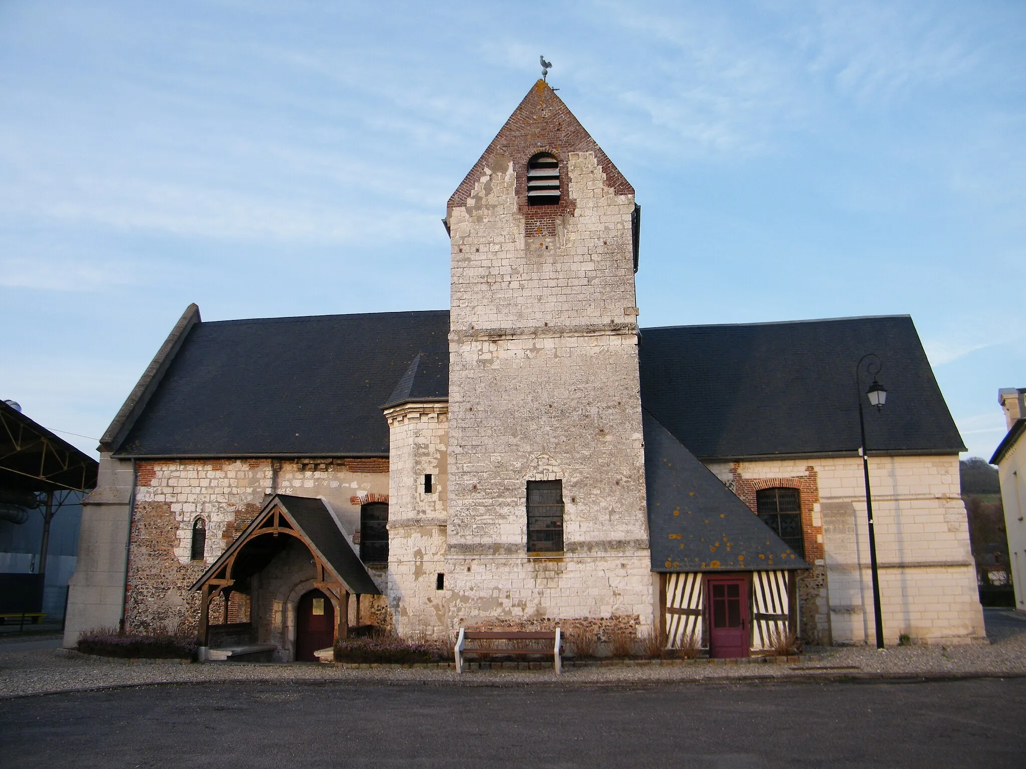 Photo showing: église