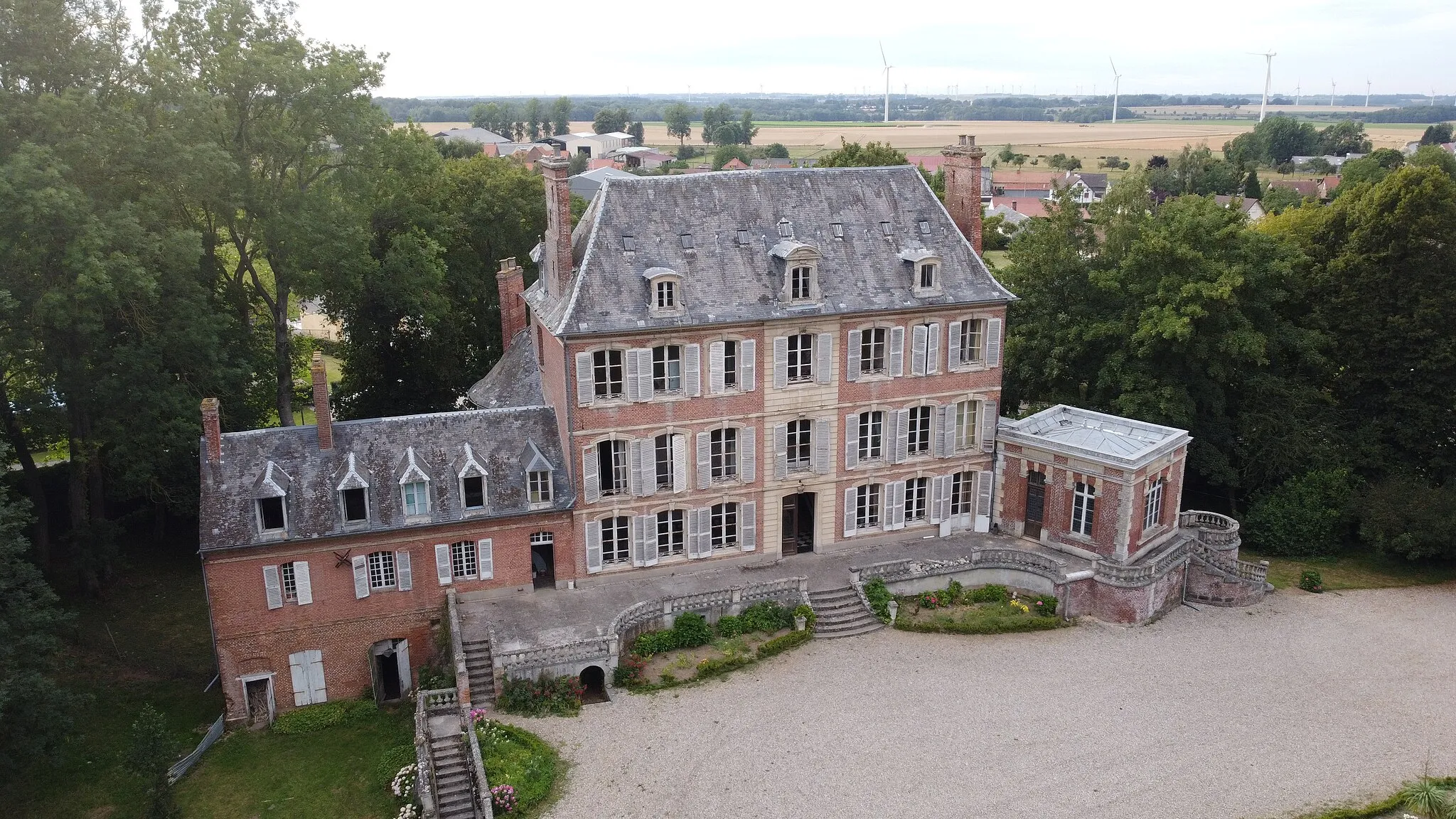 Photo showing: Photo aérienne du château de Bouillancourt-en-Séry - façade ouest