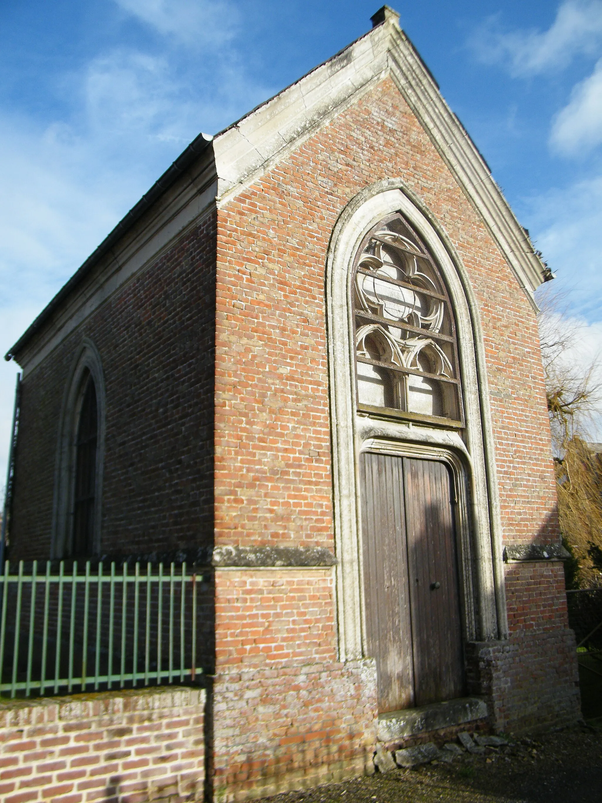 Photo showing: Vismes, Somme, Fr, chapelle Leblond du Plouy, près de l'église