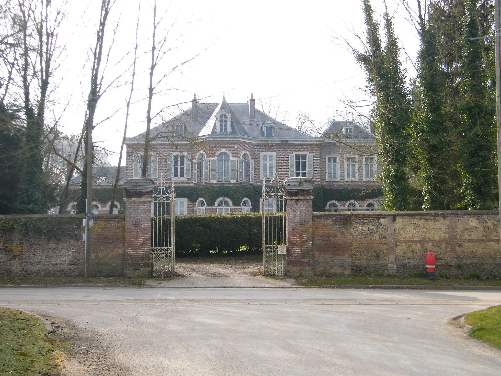 Photo showing: Château, face à la rue d'Arleux.