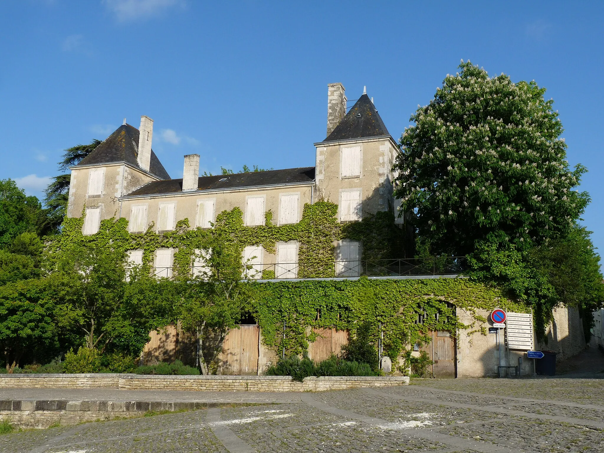 Photo showing: House in Arçais (Deux-Sèvres)