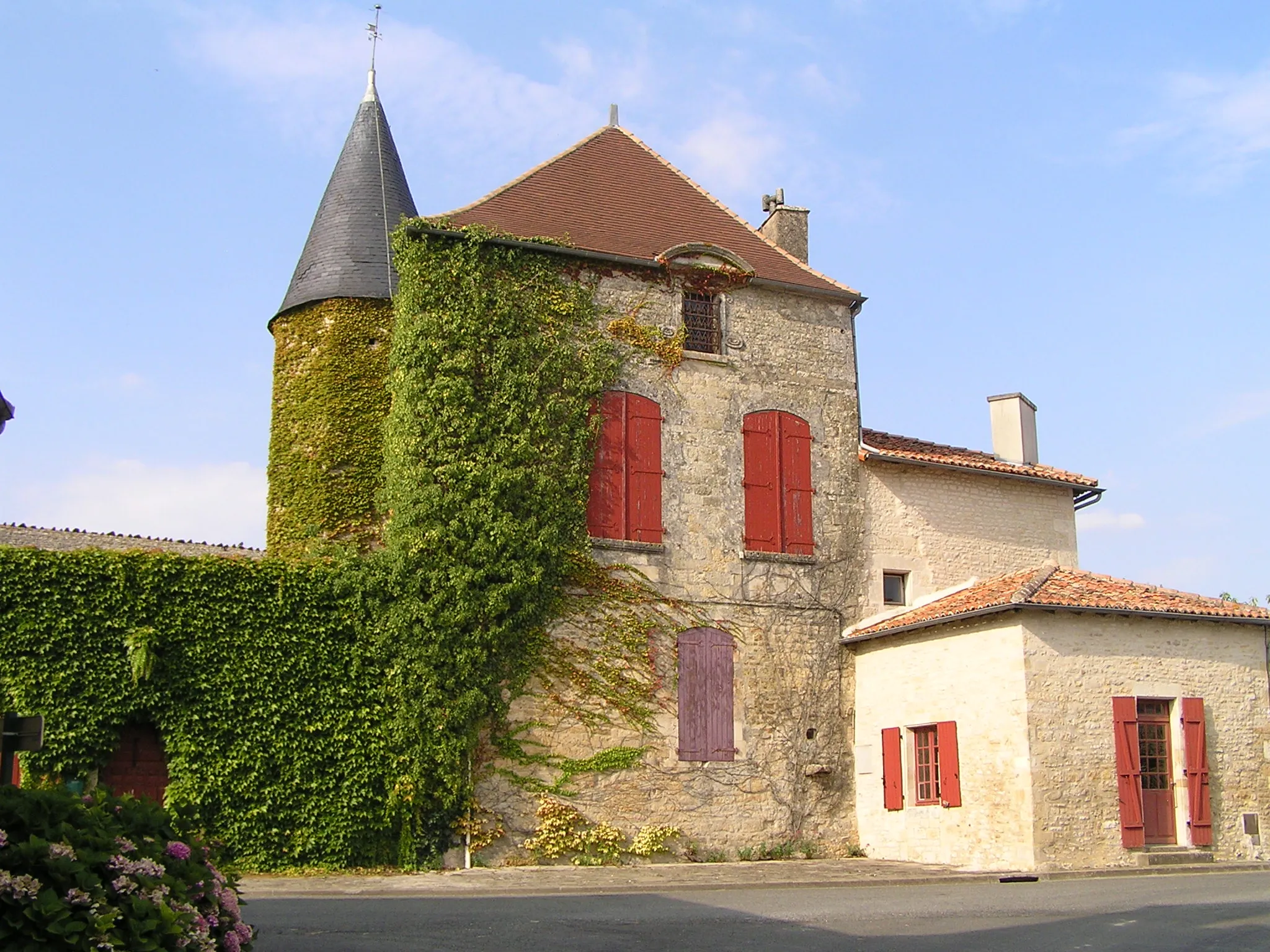 Photo showing: château à Raix